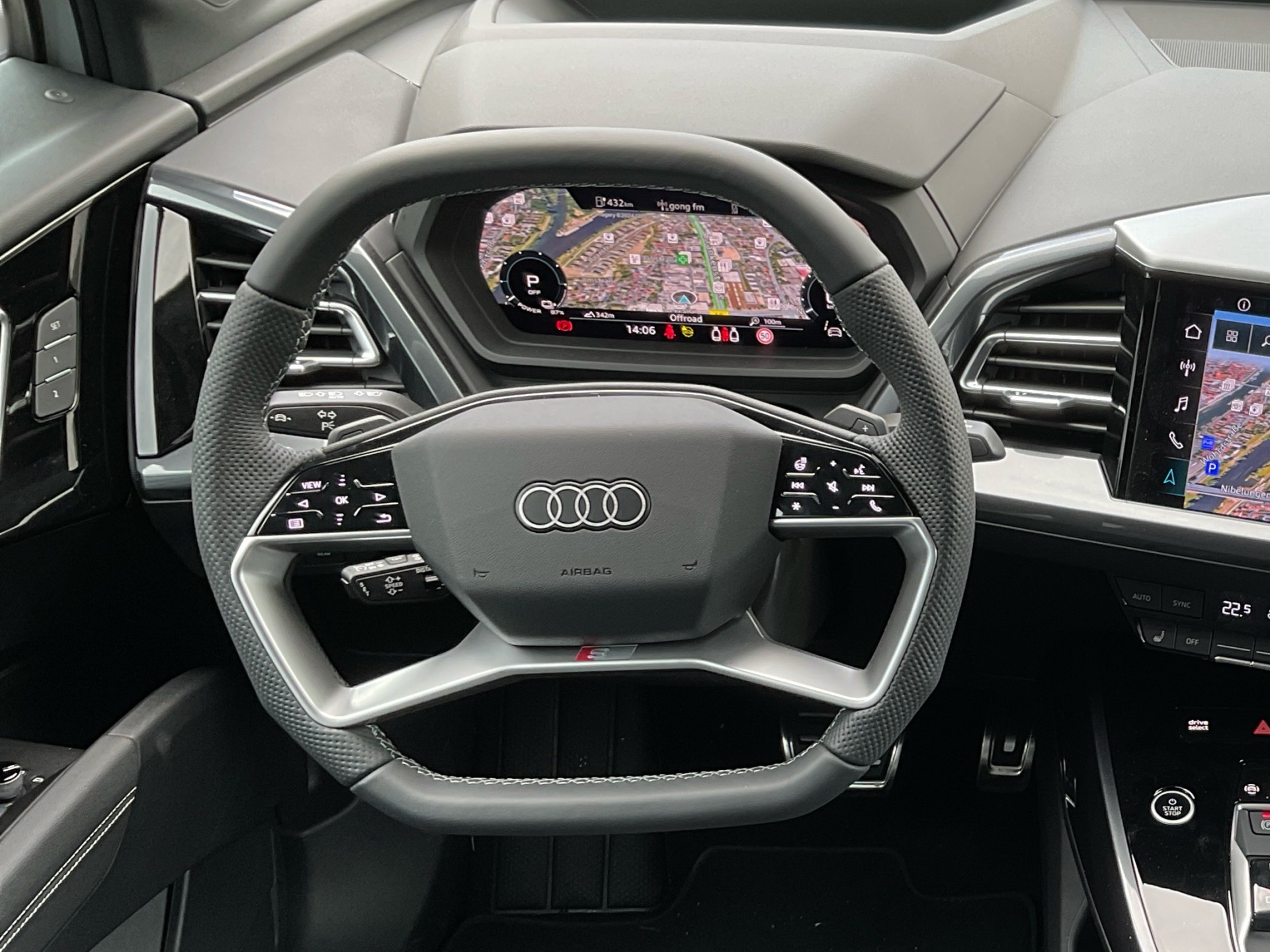 Q4 50 e-tron qu.-9
