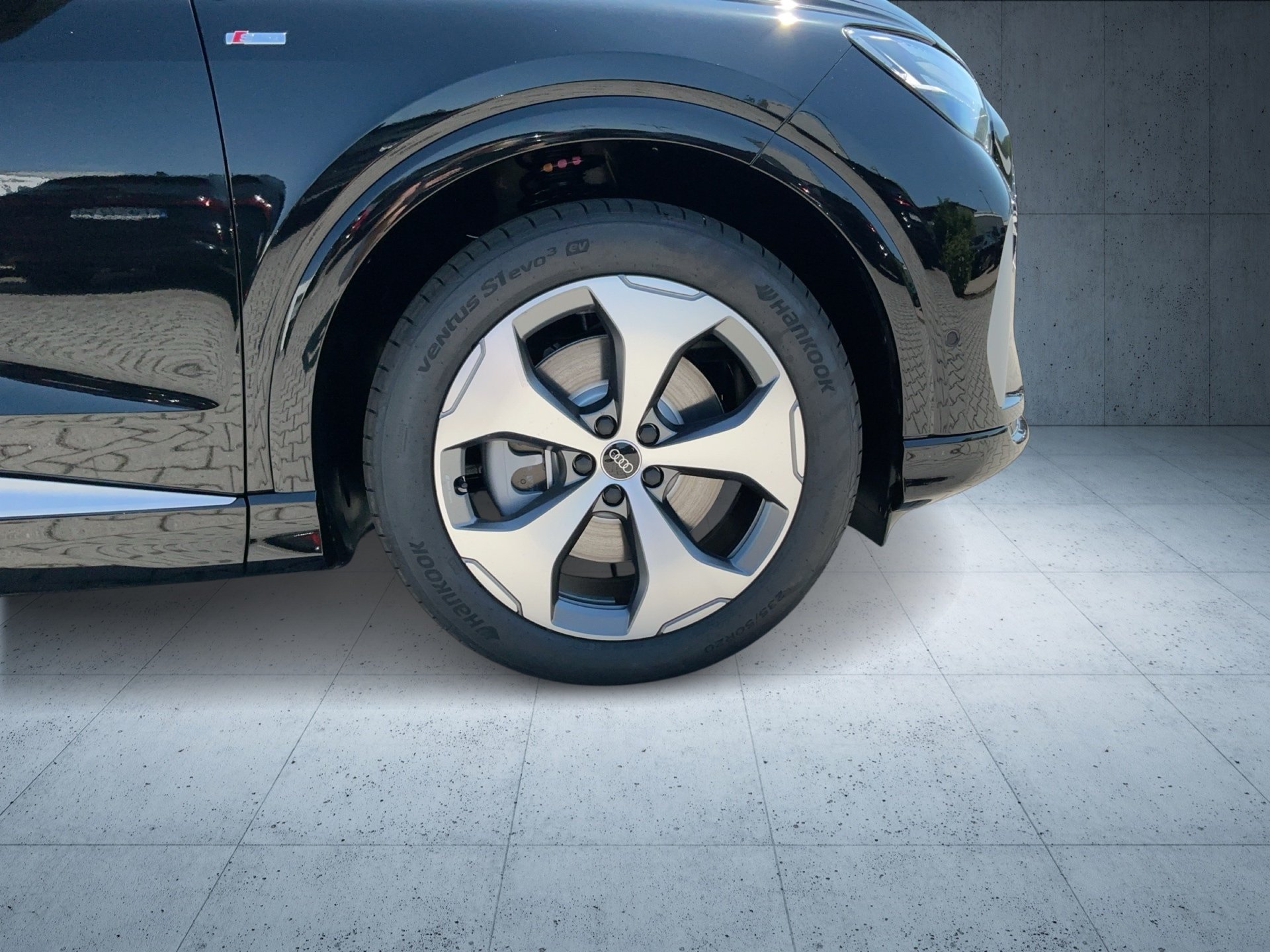 Q4 SUV e-tron performance-5