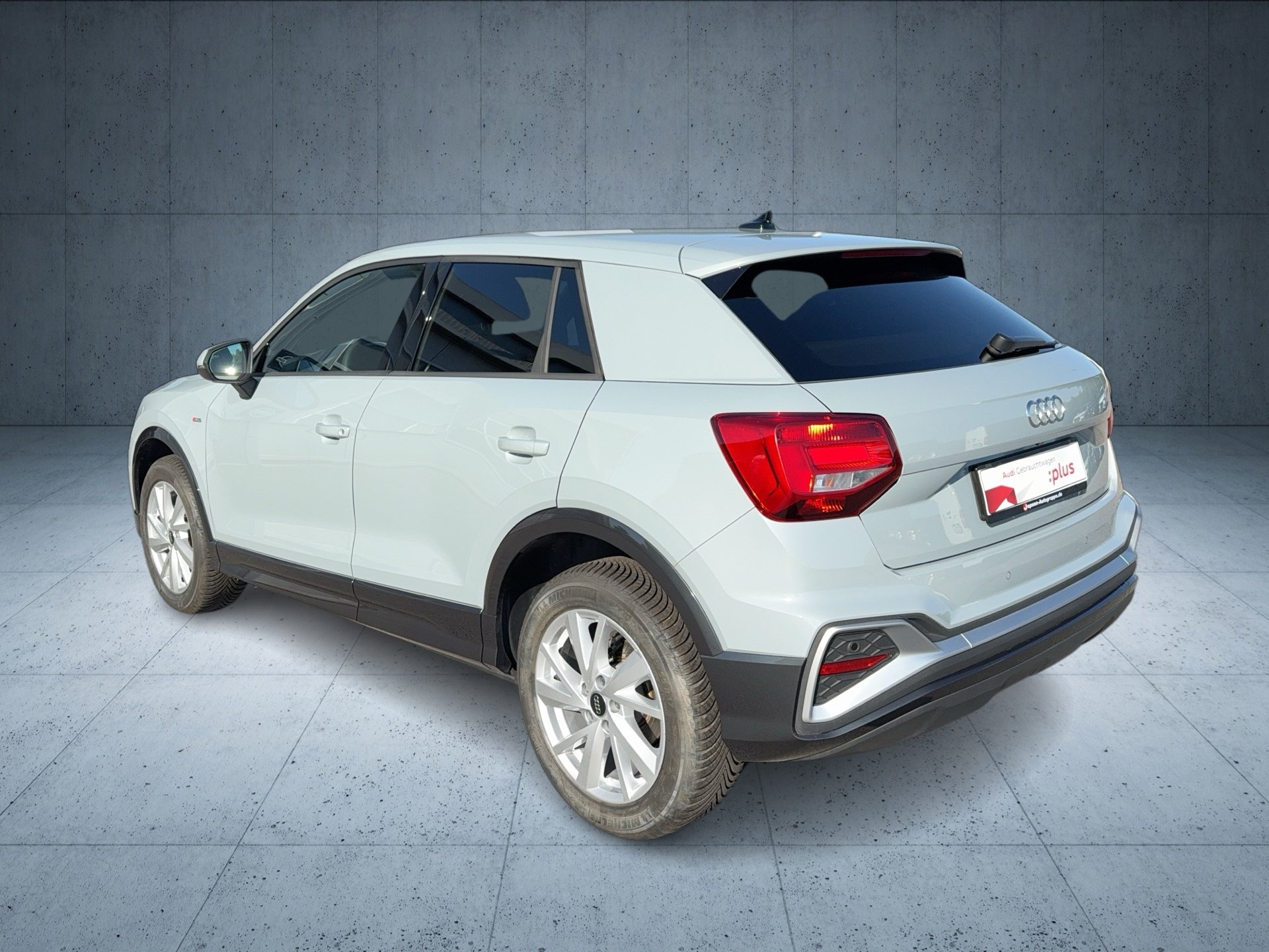 Q2 S line 35 TFSI S tr.-2