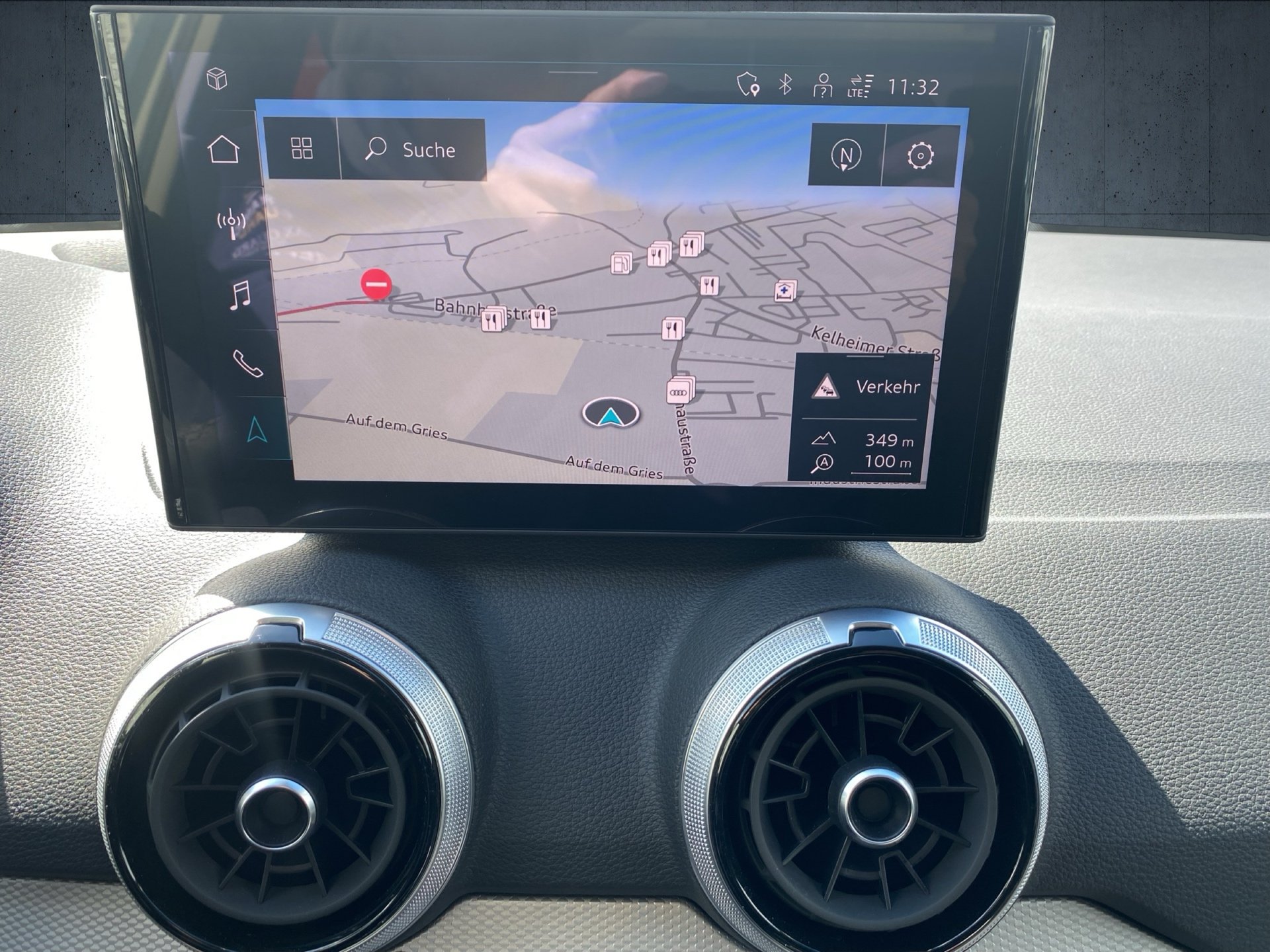 Q2 advanced 35 TFSI S tr.-14
