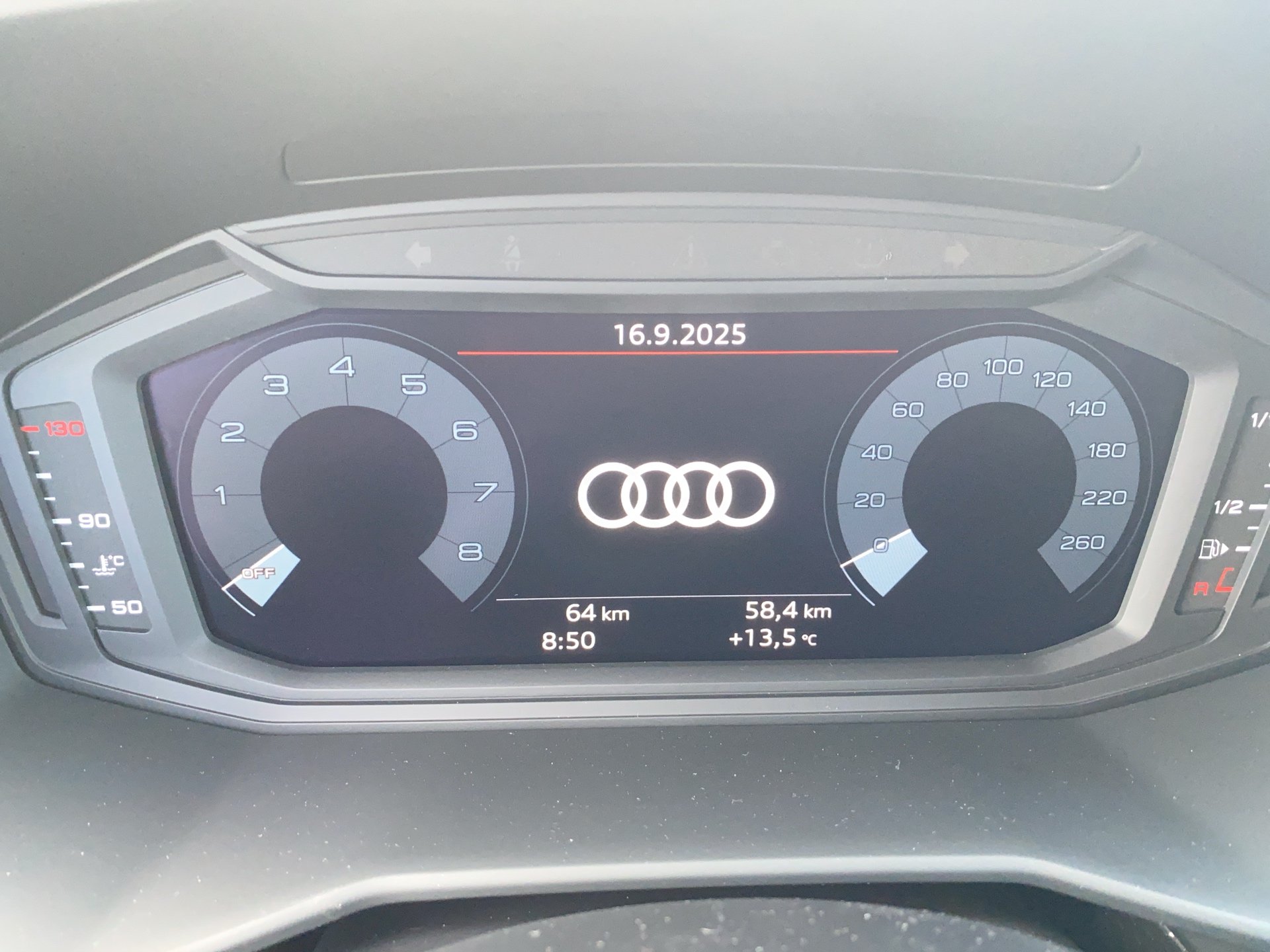 A1 Sportback advanced 30 TFSI-8