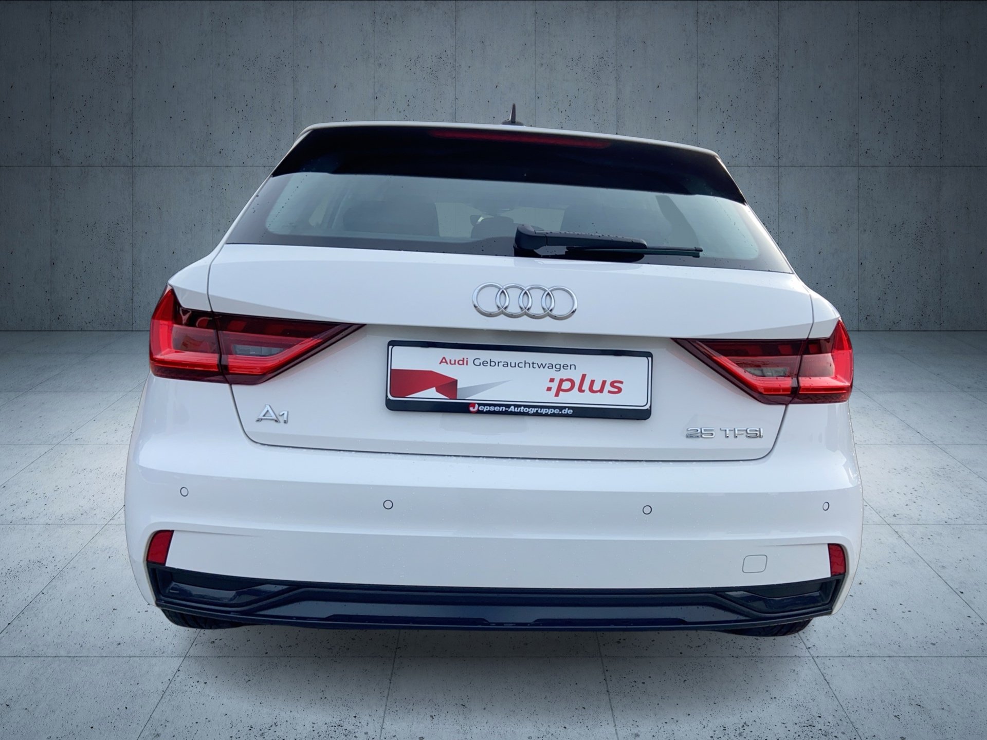 A1 Sportback Advanced 25 TFSI-3