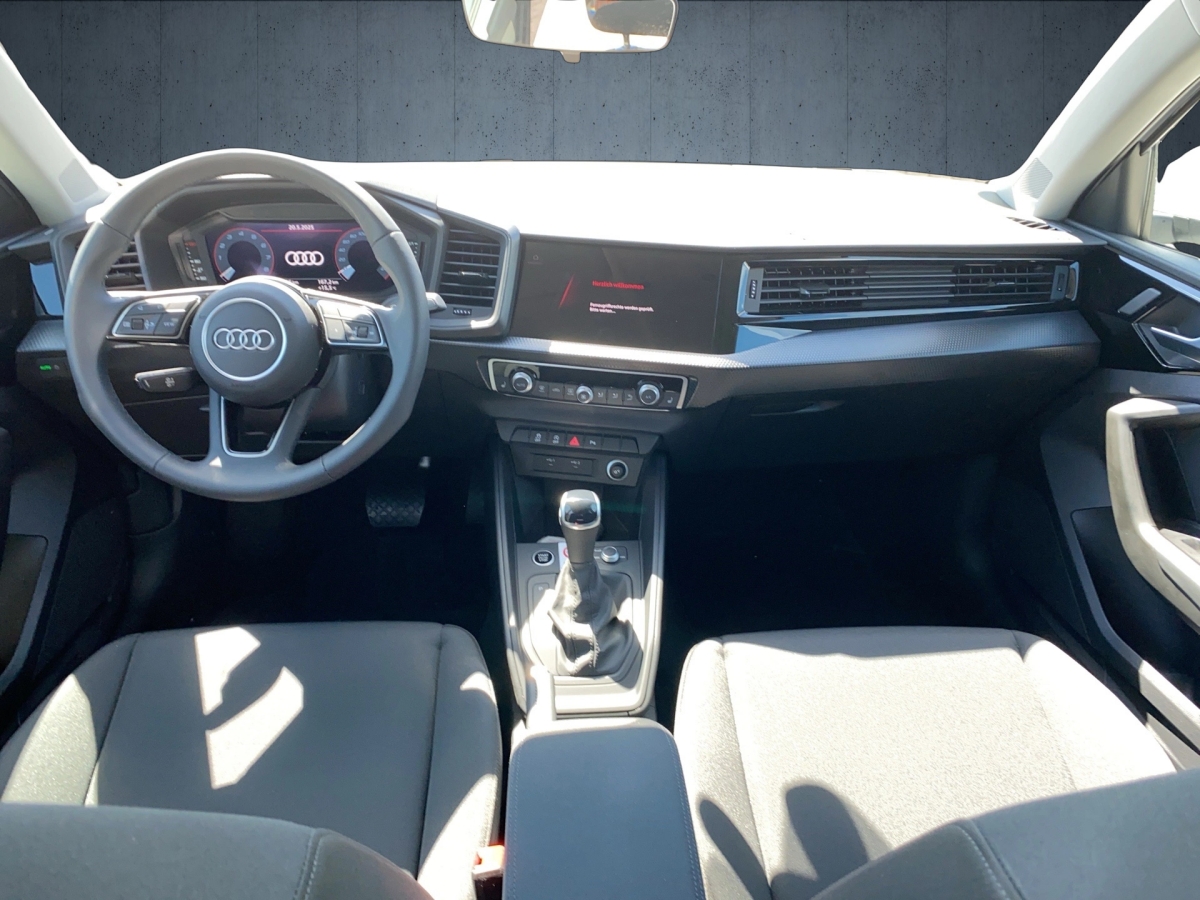 A1 Sportback Advanced 30 TFSI S tr.-9