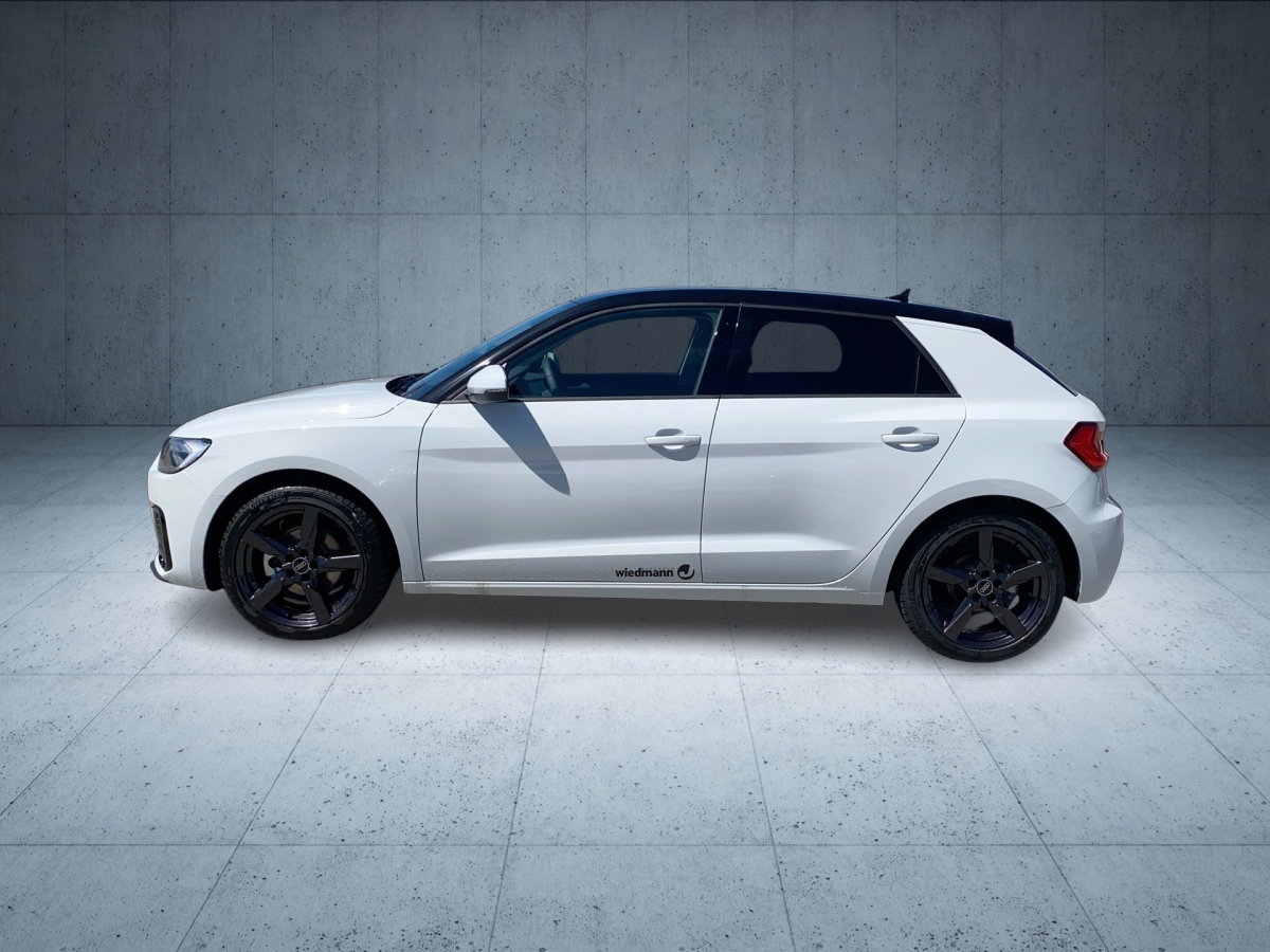 A1 Sportback Advanced 30 TFSI S tr.-1