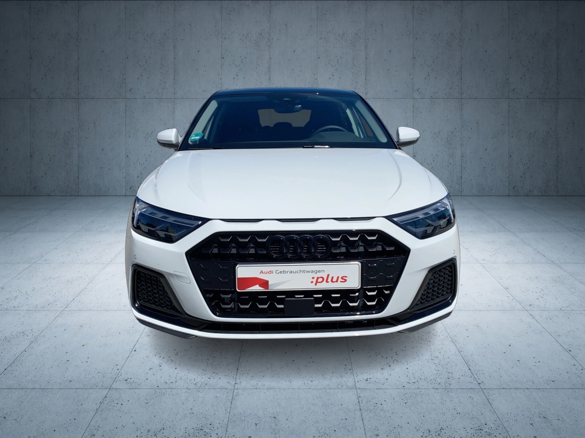 A1 Sportback Advanced 30 TFSI S tr.-6