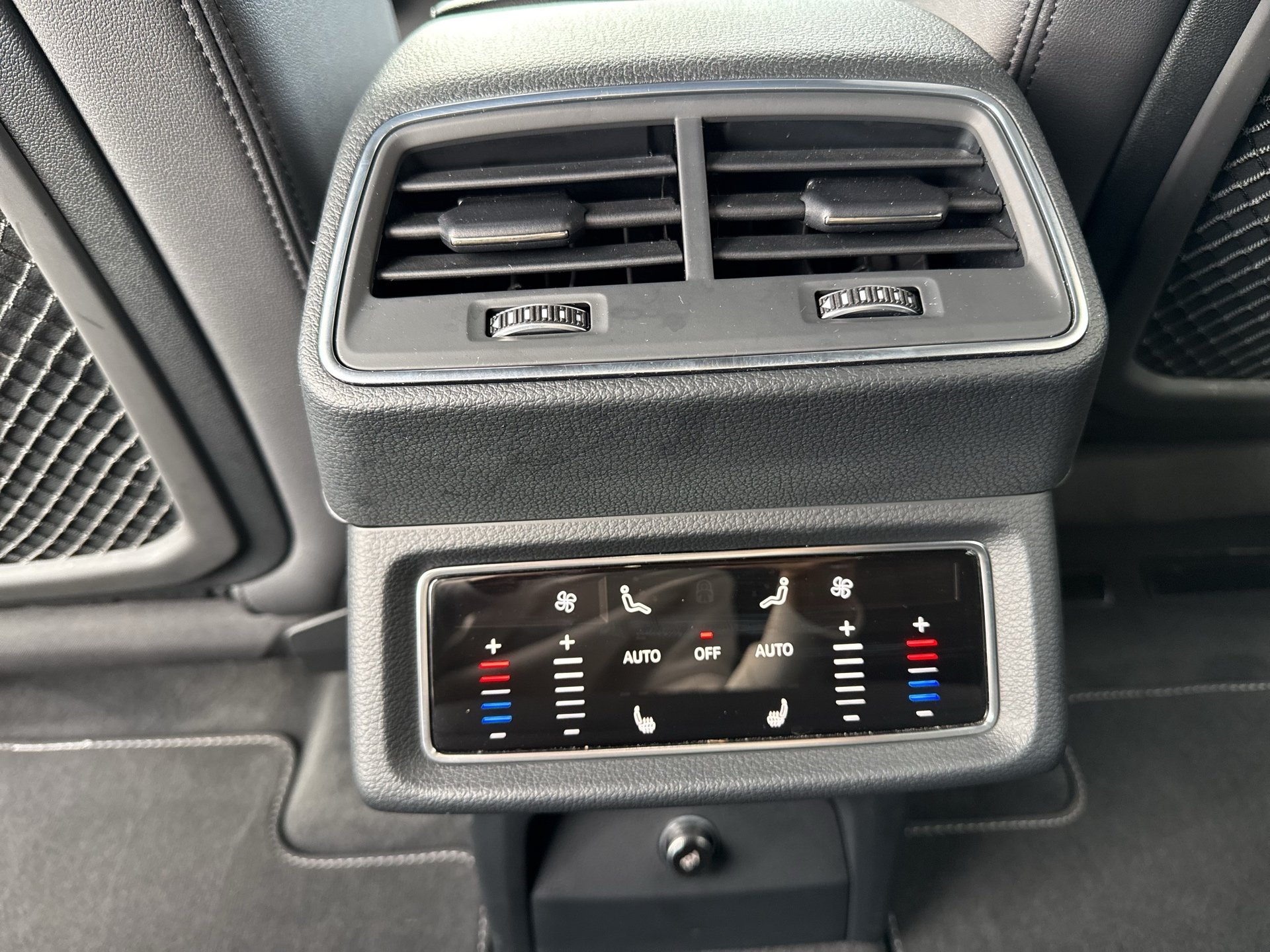 e-tron Sportback S line 55 qu-14