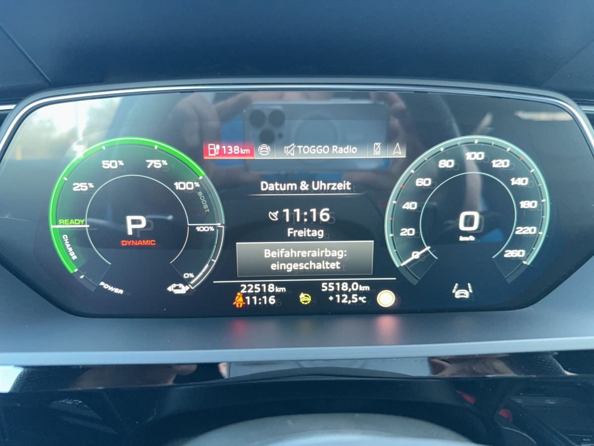 Q8 e-tron Sportback S line 50 qu-8
