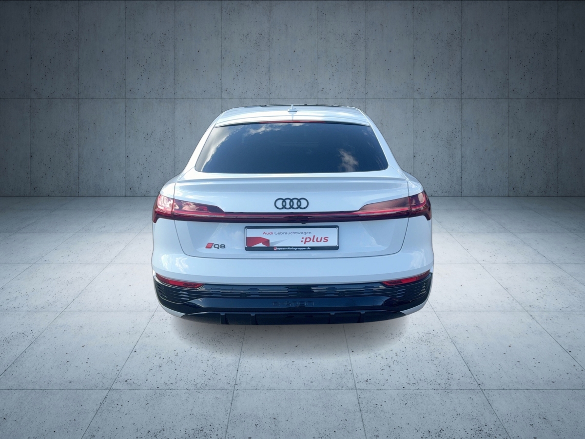 Q8 e-tron Sportback S line 55 qu-3