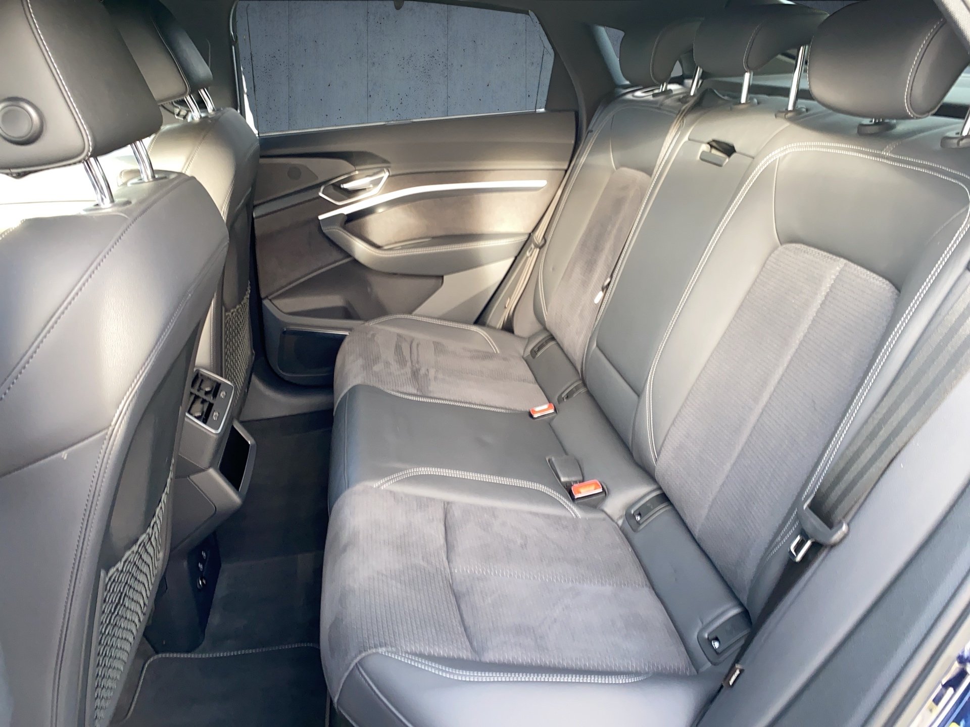 e-tron Sportback S line 55 qu.-11