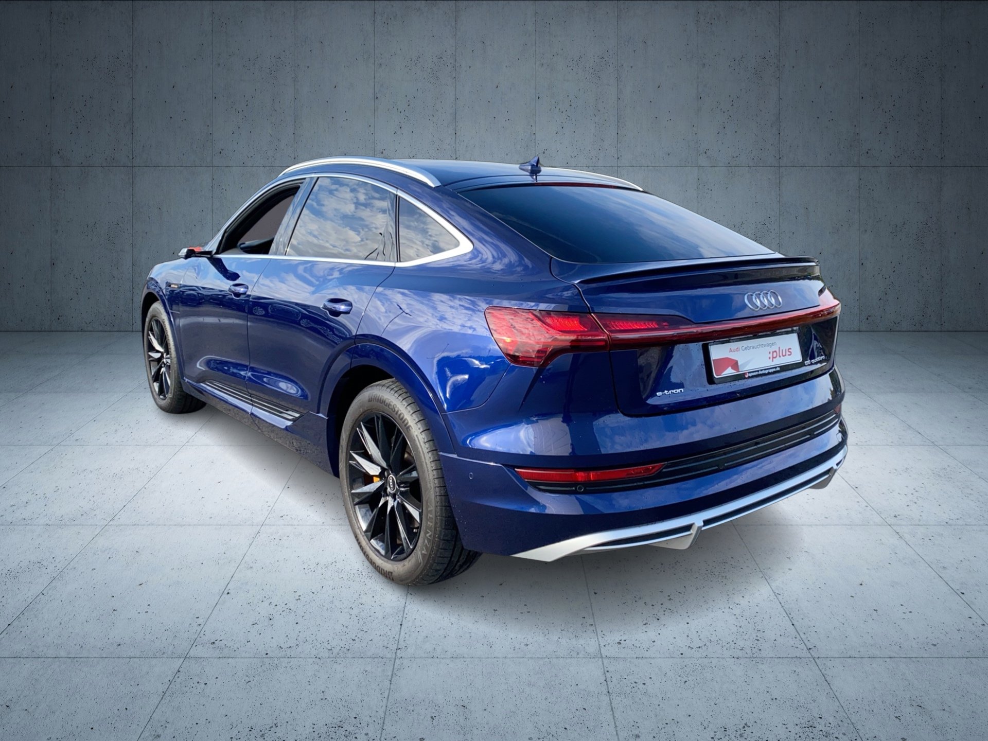 e-tron Sportback S line 55 qu.-2