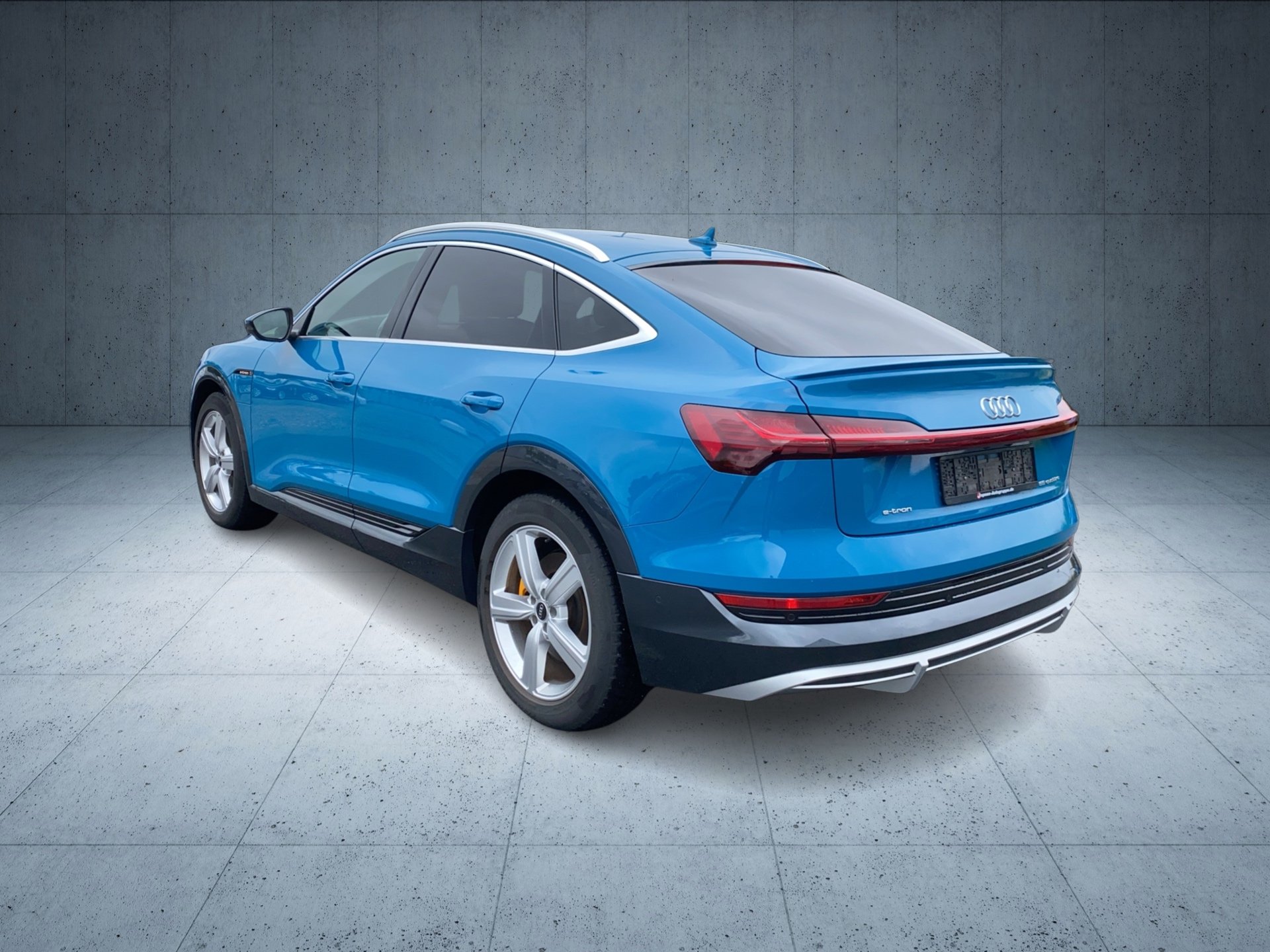 e-tron Sportback S line 55 qu.-2