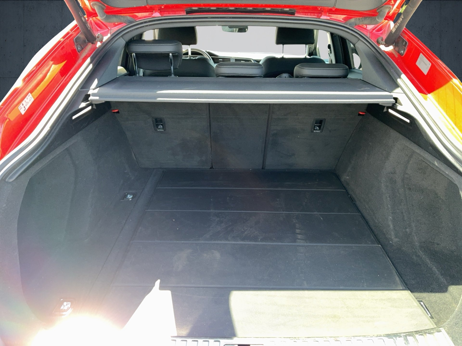 e-tron Sportback advanced 55 qu.-12