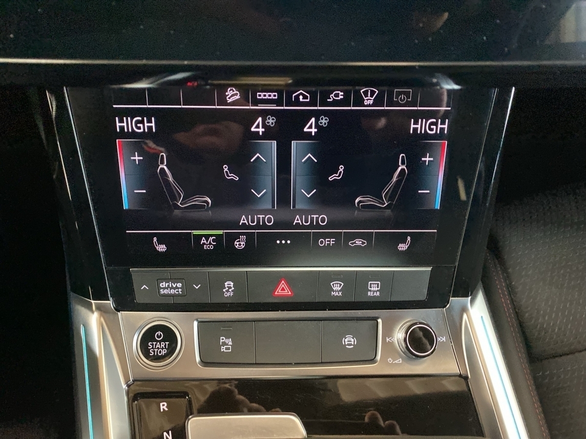 Q8 e-tron Sportback S line 50 qu.-15