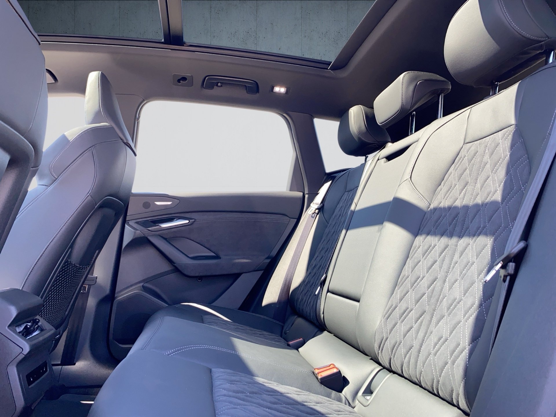 Q6 SUV S line business e-tron performance-10