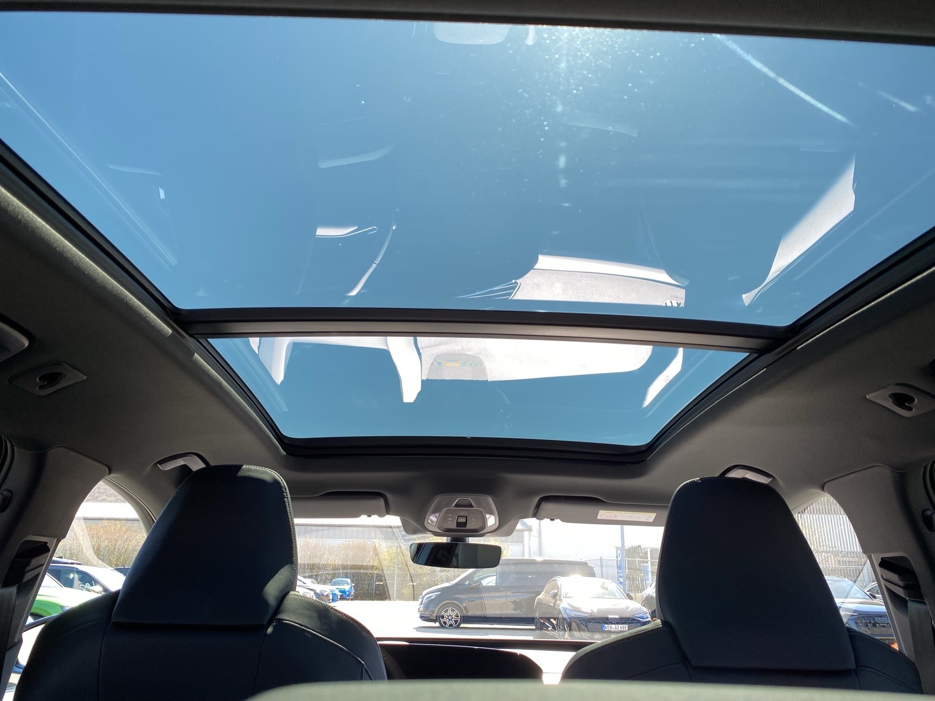 Q6 SUV S line business e-tron performance-12