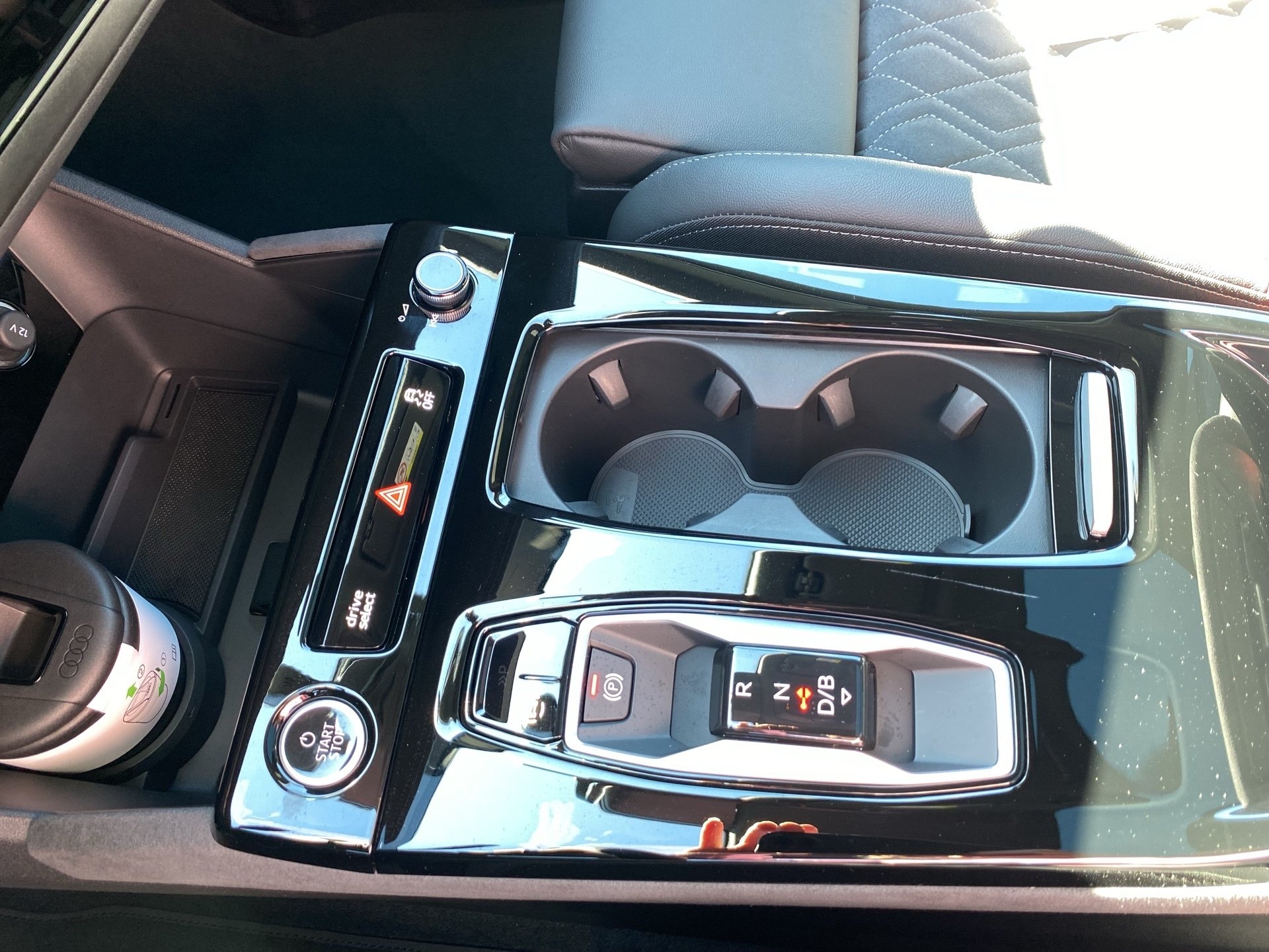 Q6 SUV S line business e-tron performance-18