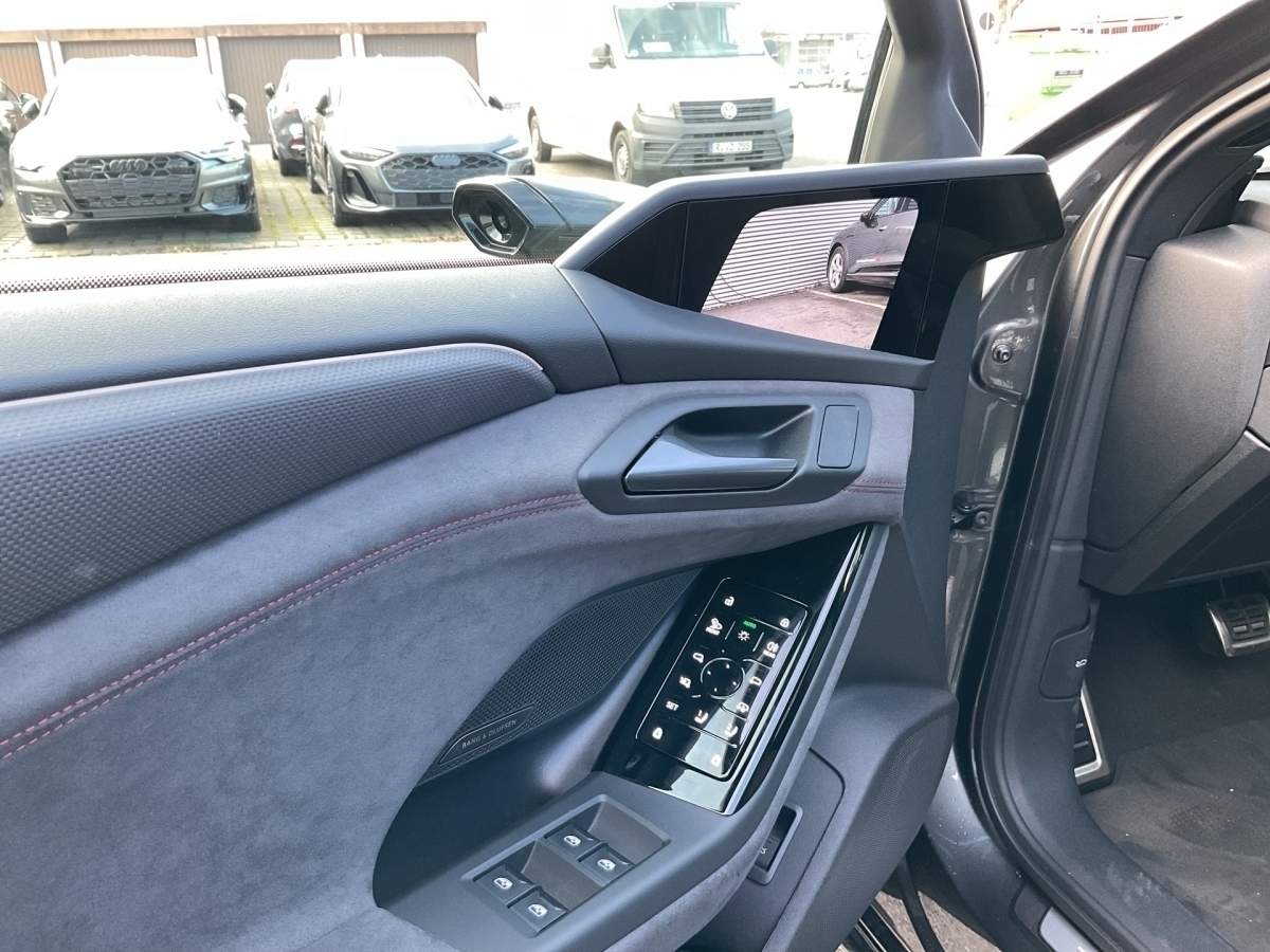 S6 Avant e-tron-14