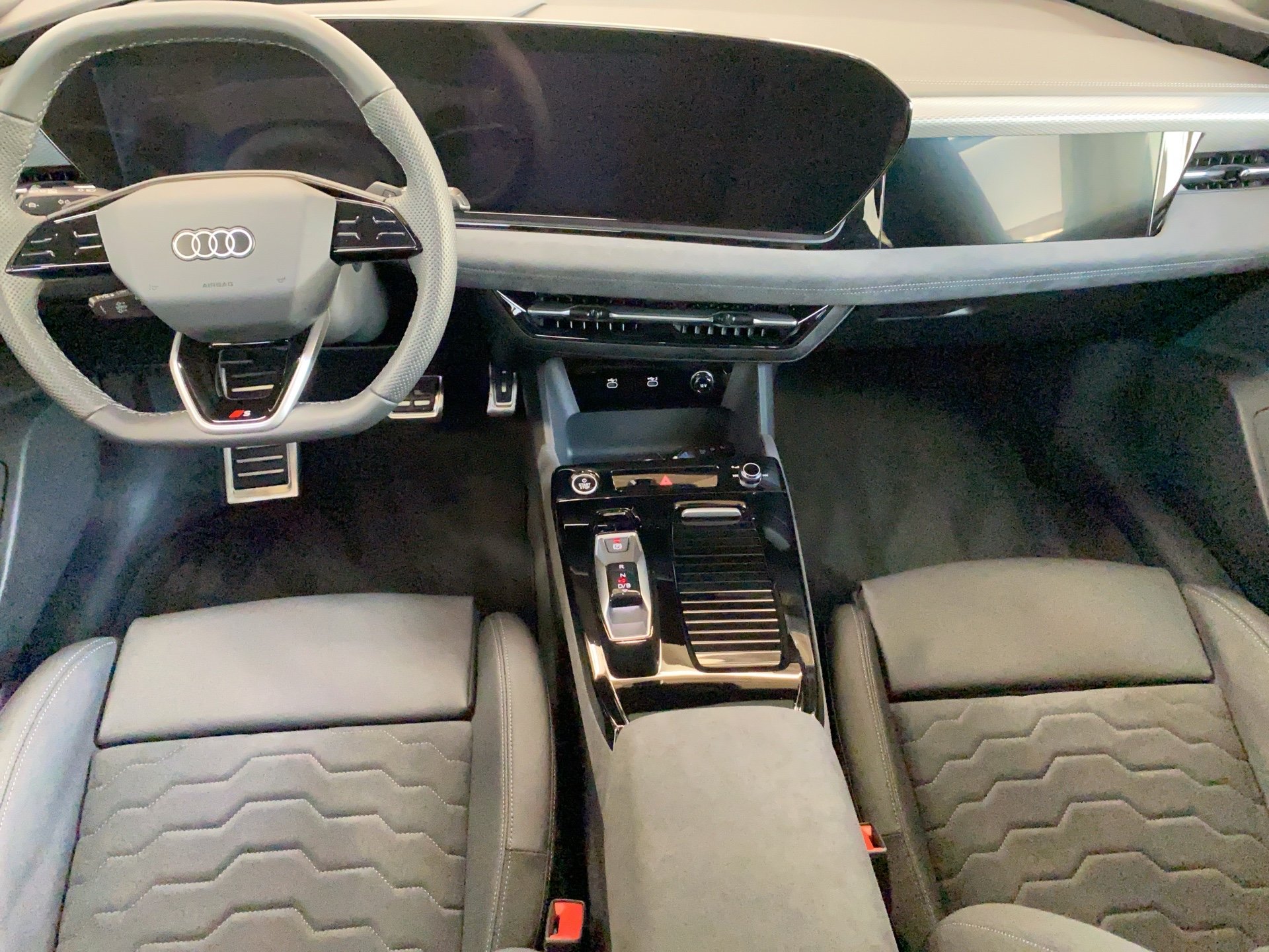 A6 e-tron Avant performance-8