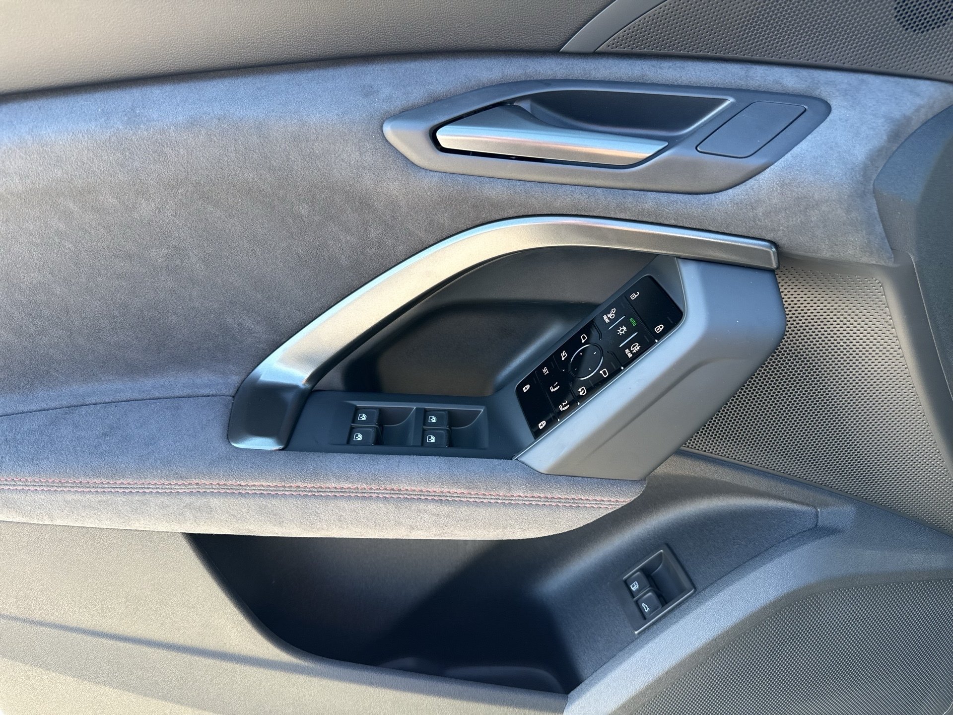 Q5 SUV e-hybrid qu. S tr.-16