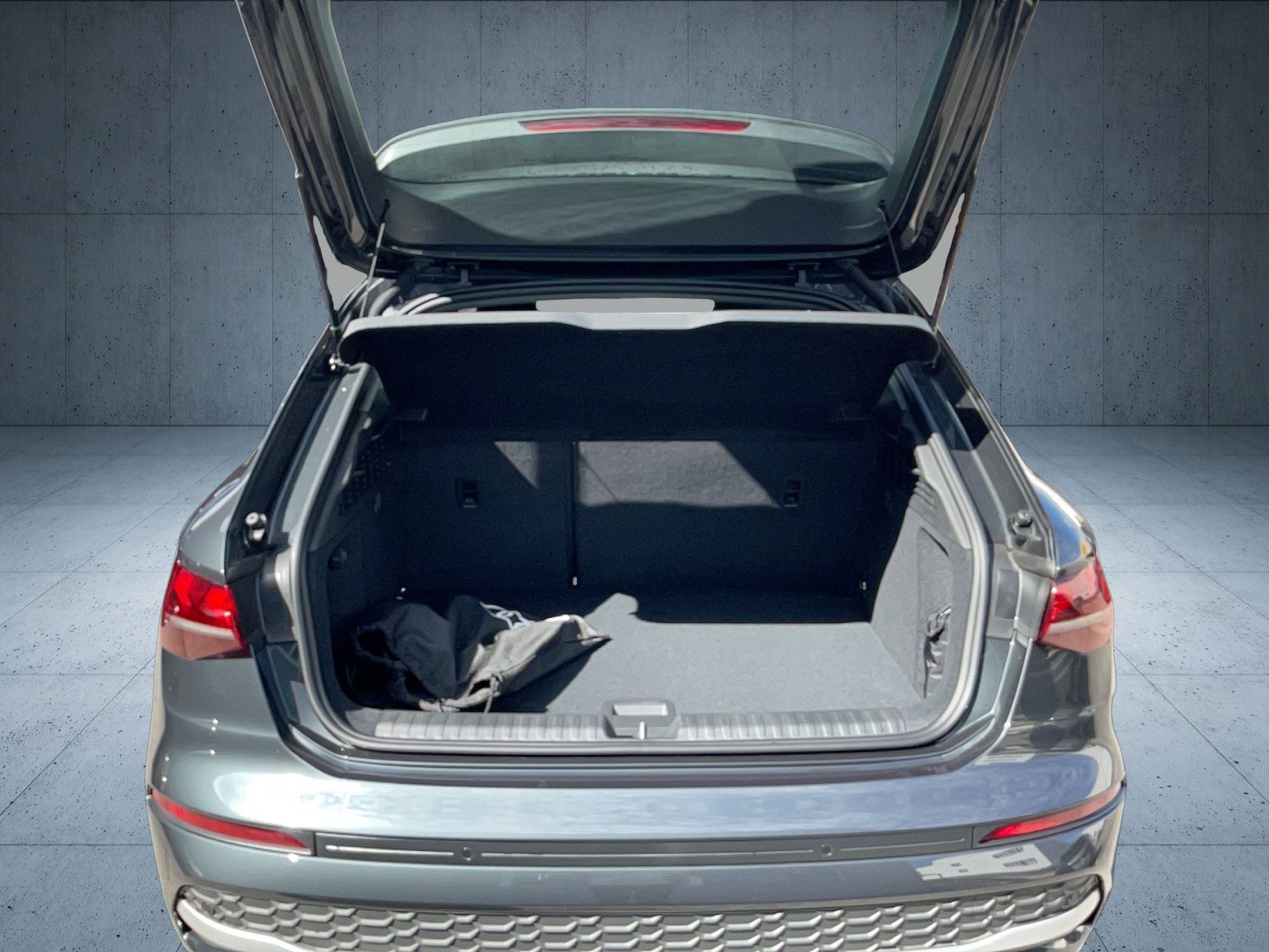 A3 Sportback advanced 40 TFSI e S tr.-12
