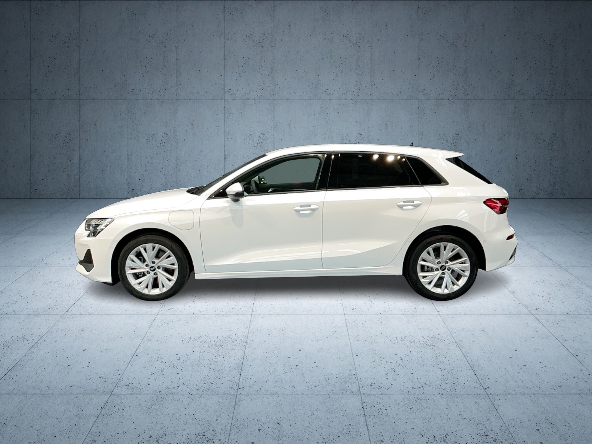 A3 Sportback 40 TFSI e S tr.-1