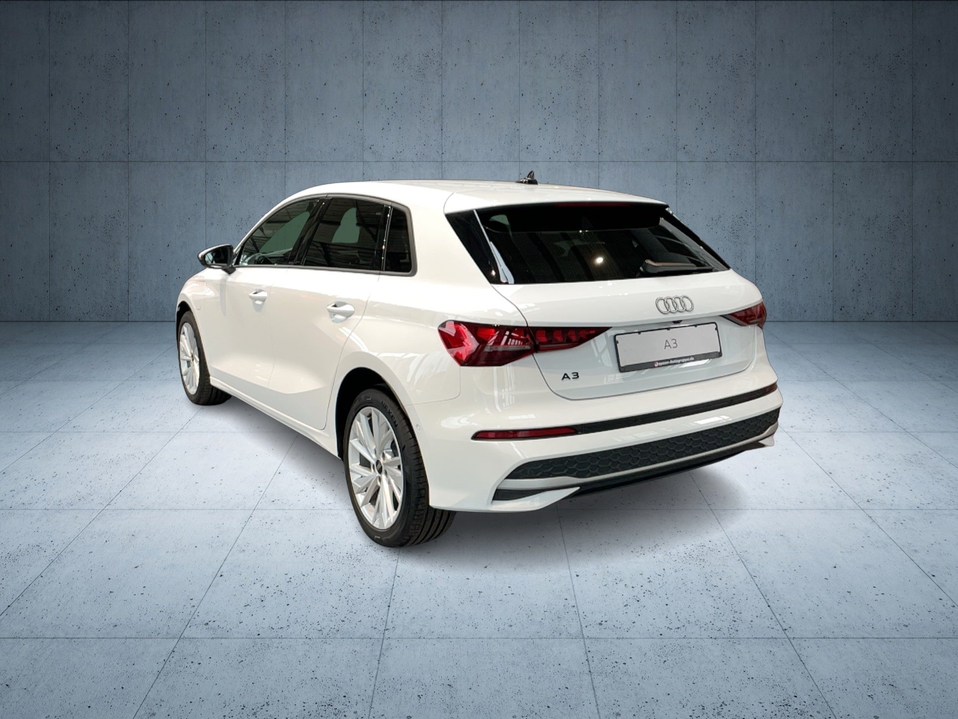 A3 Sportback 40 TFSI e S tr.-2