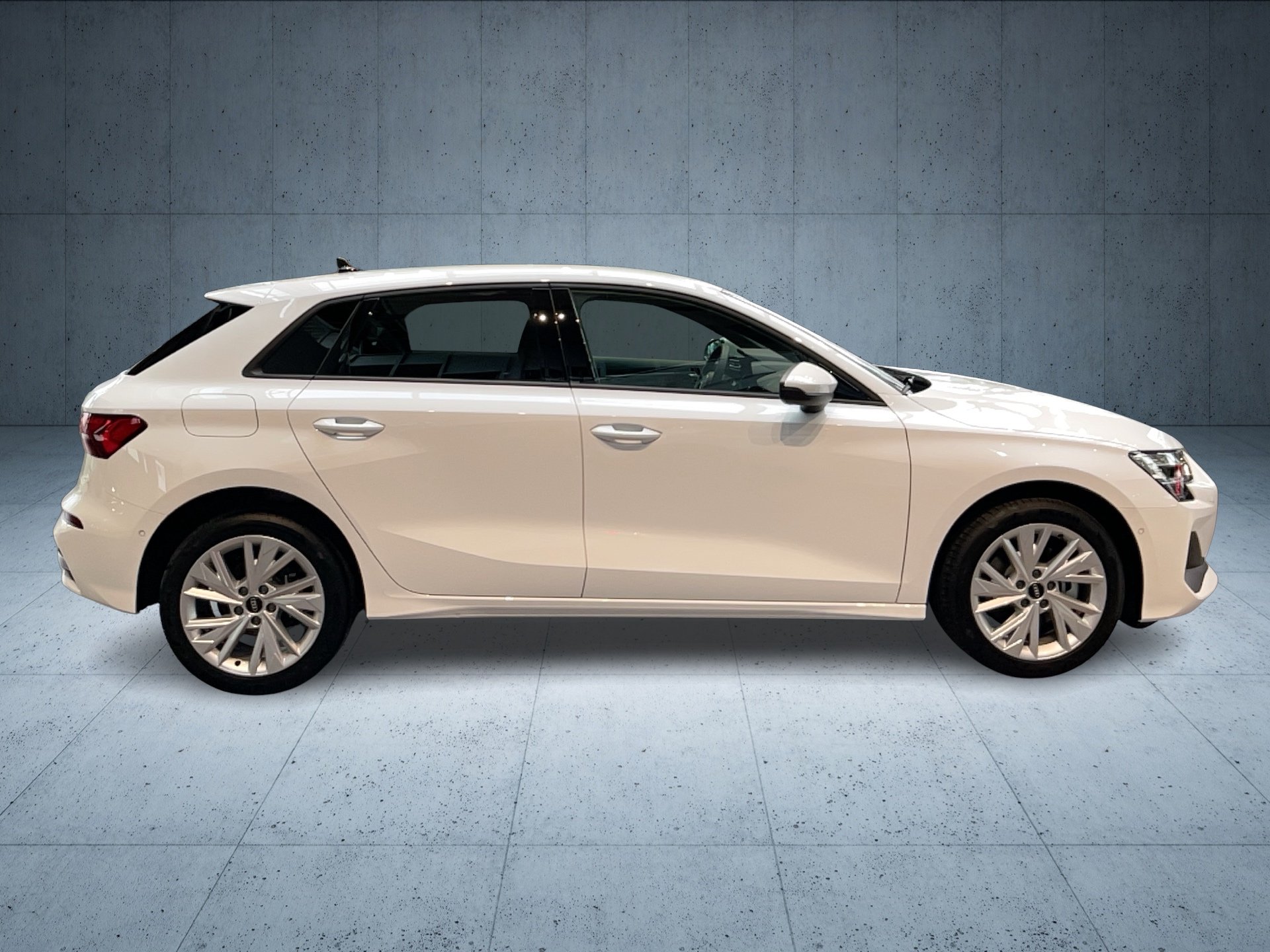 A3 Sportback 40 TFSI e S tr.-5