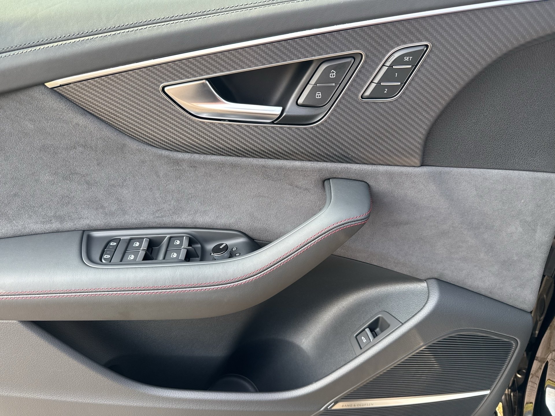 RS Q8 SUV performance tiptr.-18