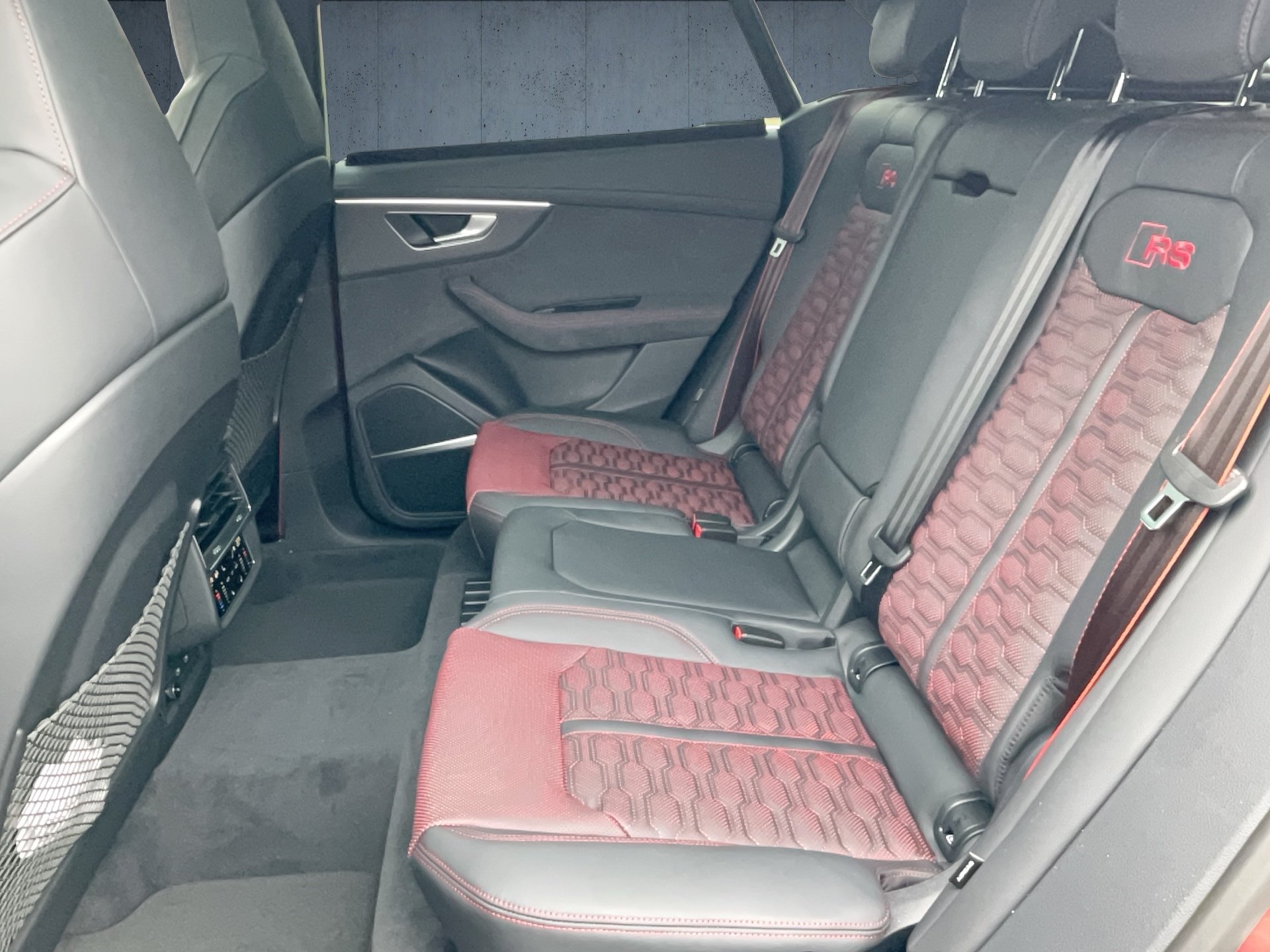 RS Q8 SUV performance tiptr.-11