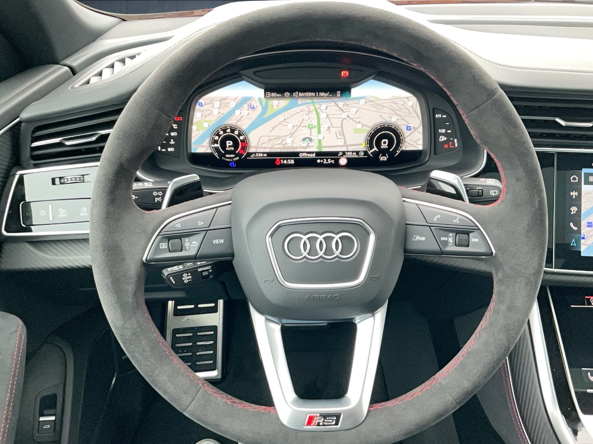 RS Q8 SUV performance tiptr.-8