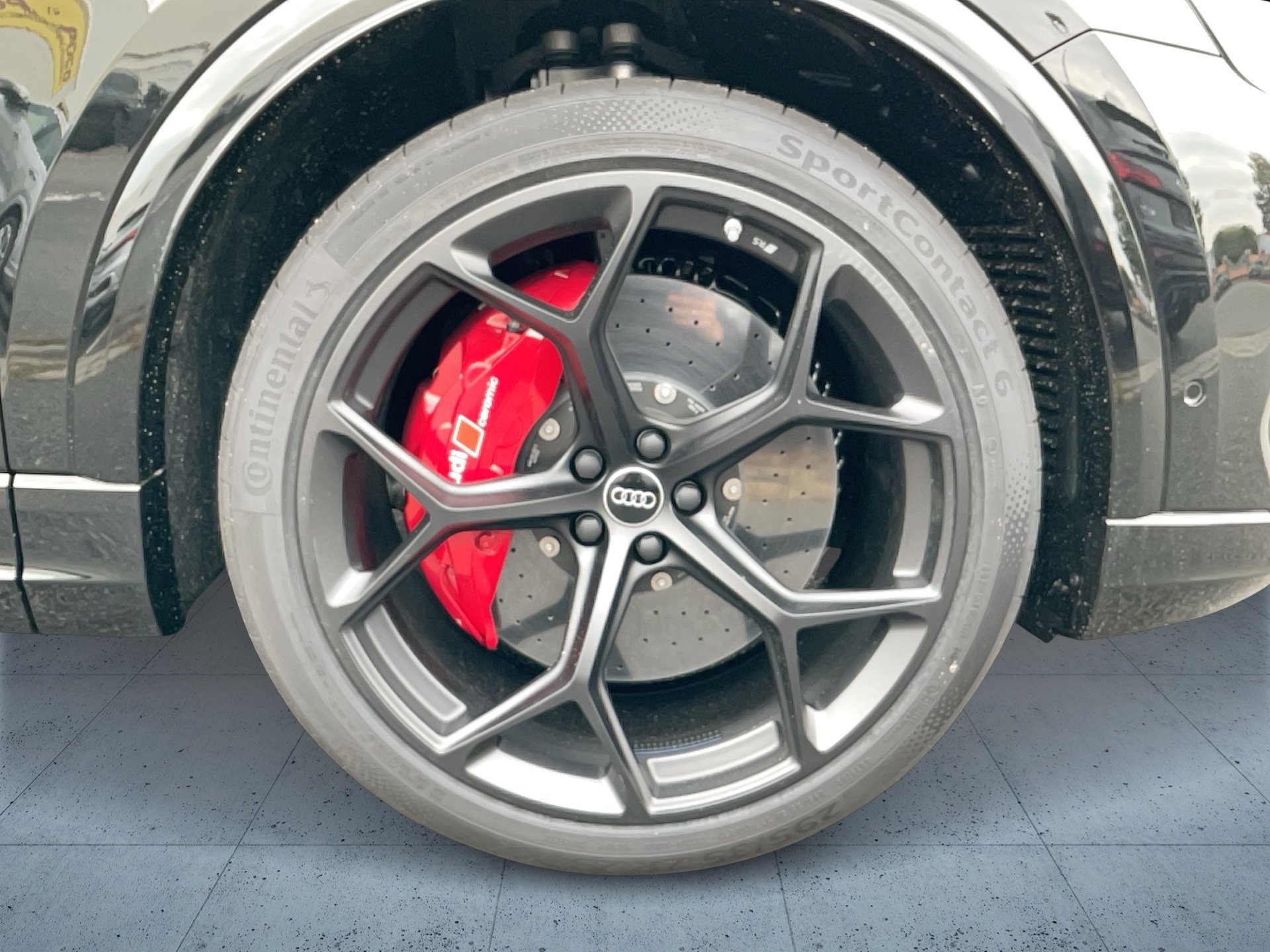 RS Q8 SUV performance tiptr.-6