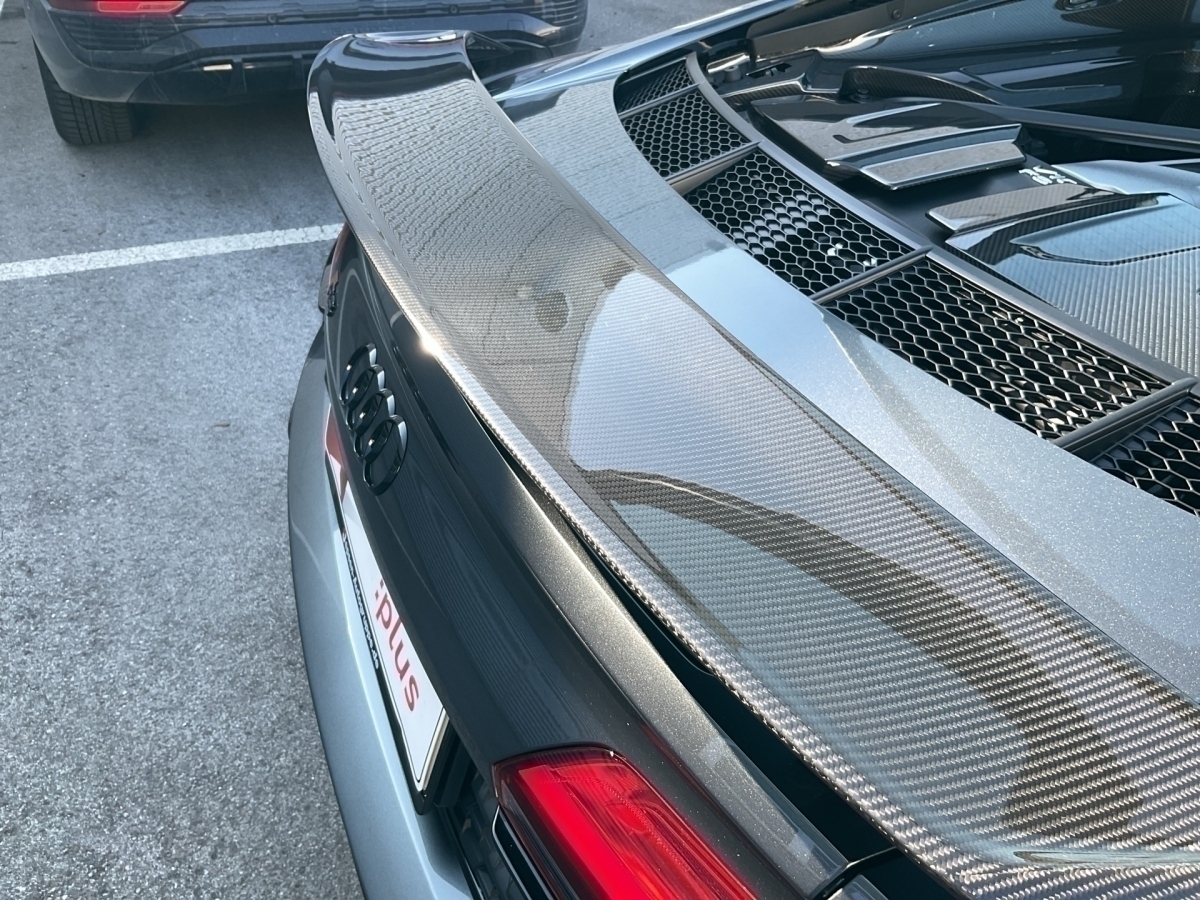 R8 Coupe V10 performance quattro S tronic-11