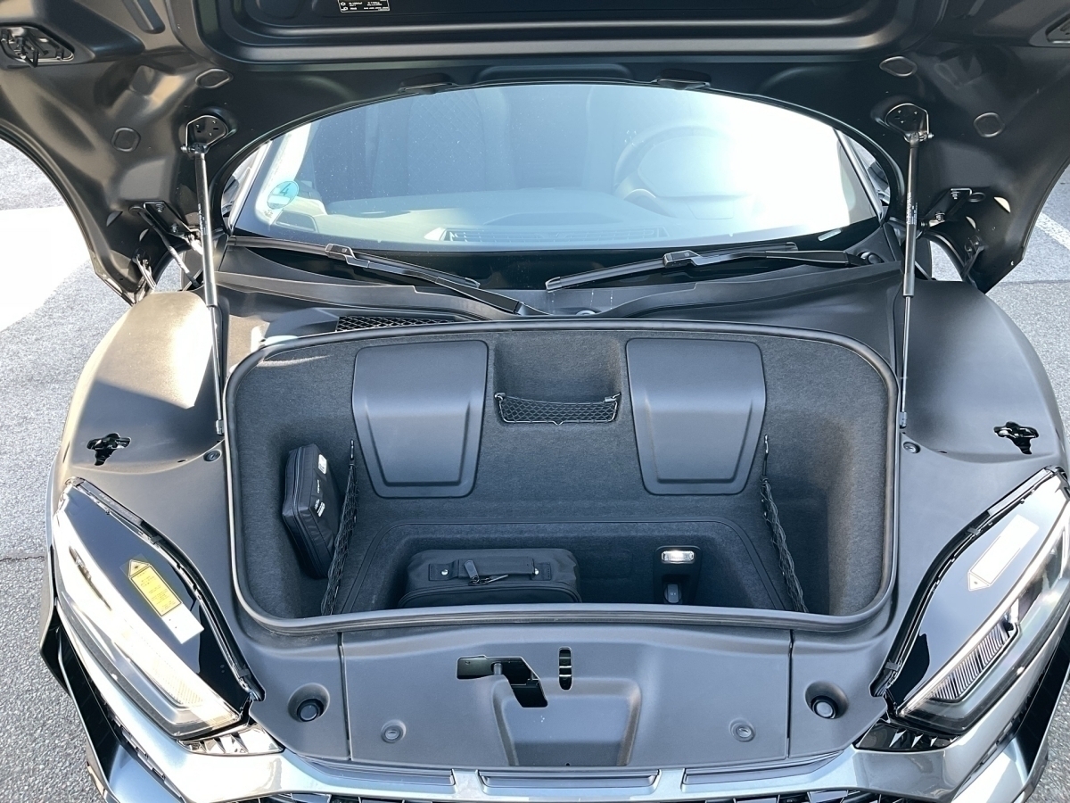 R8 Coupe V10 performance quattro S tronic-12