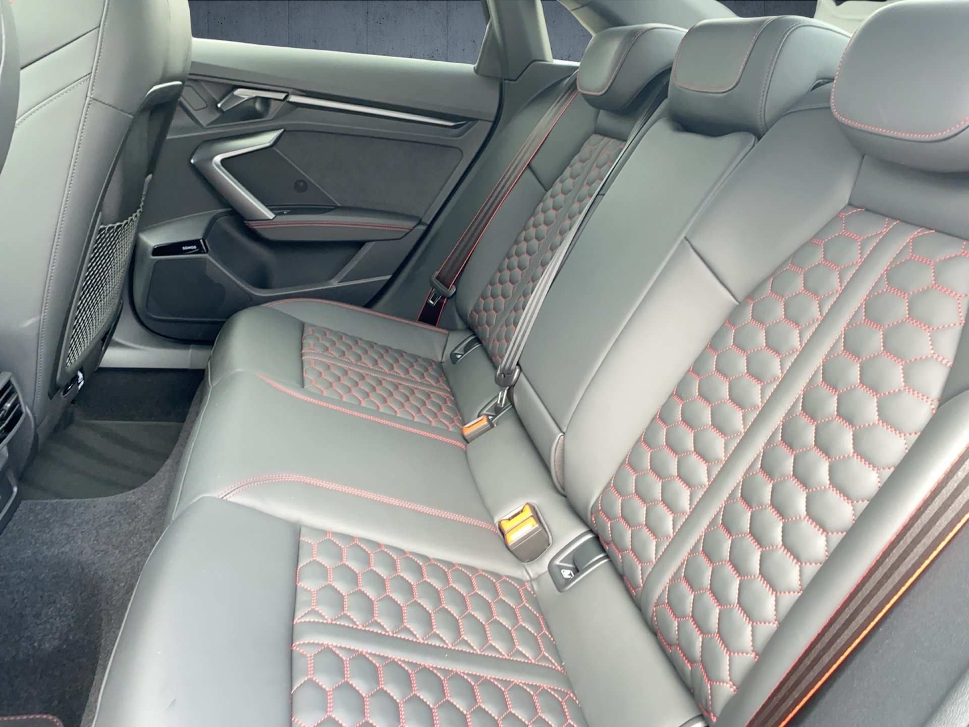 RS 3 Limousine S tr.-10