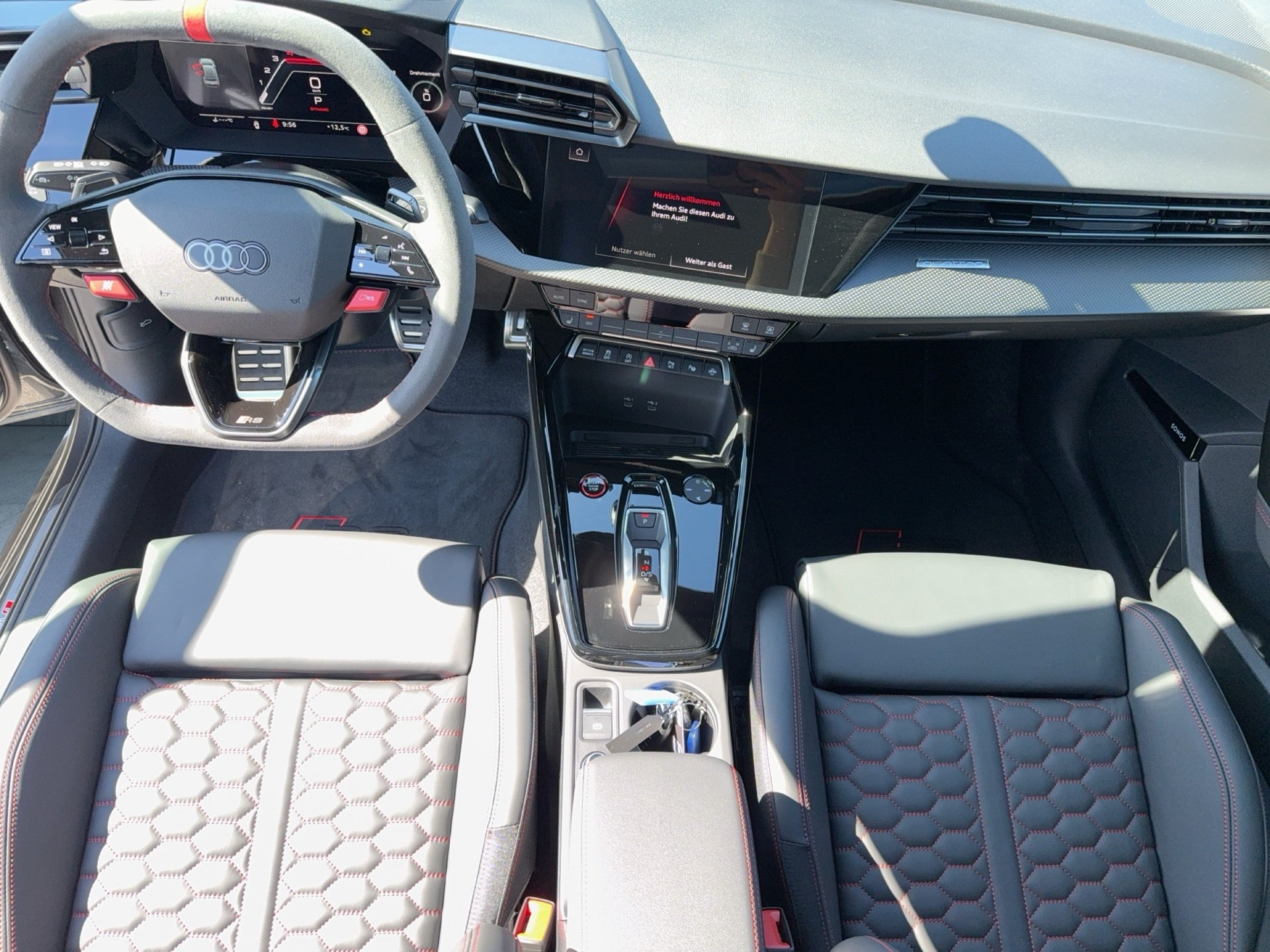 RS 3 Limousine S tr-10