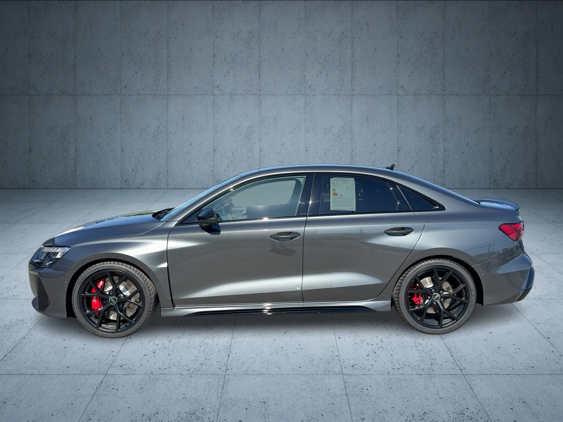 RS 3 Limousine S tr-1