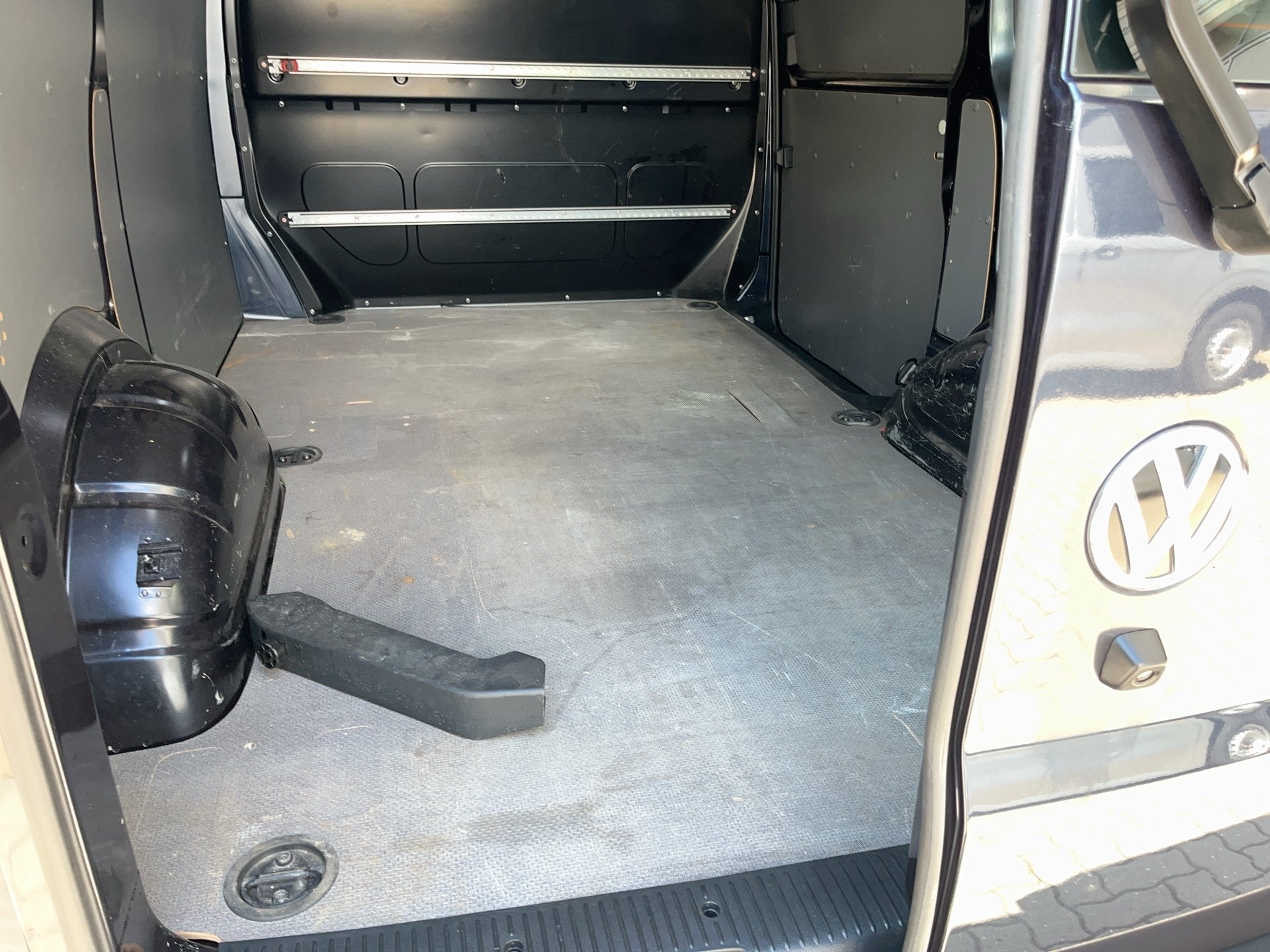 T6.1 Transporter Kasten KR 2.0 TDI-10