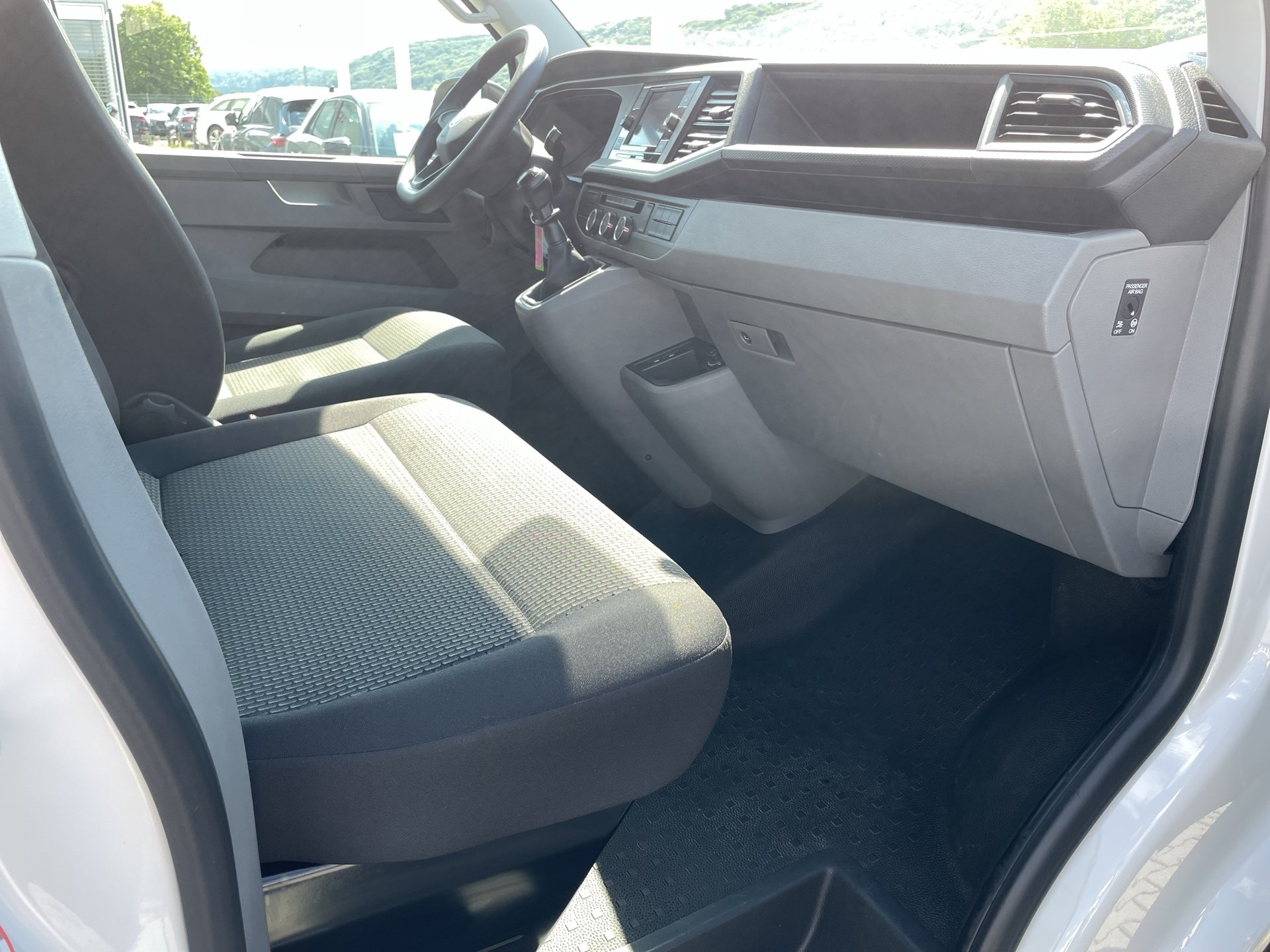 T6.1 Transporter Kasten 2.0 TDI-14