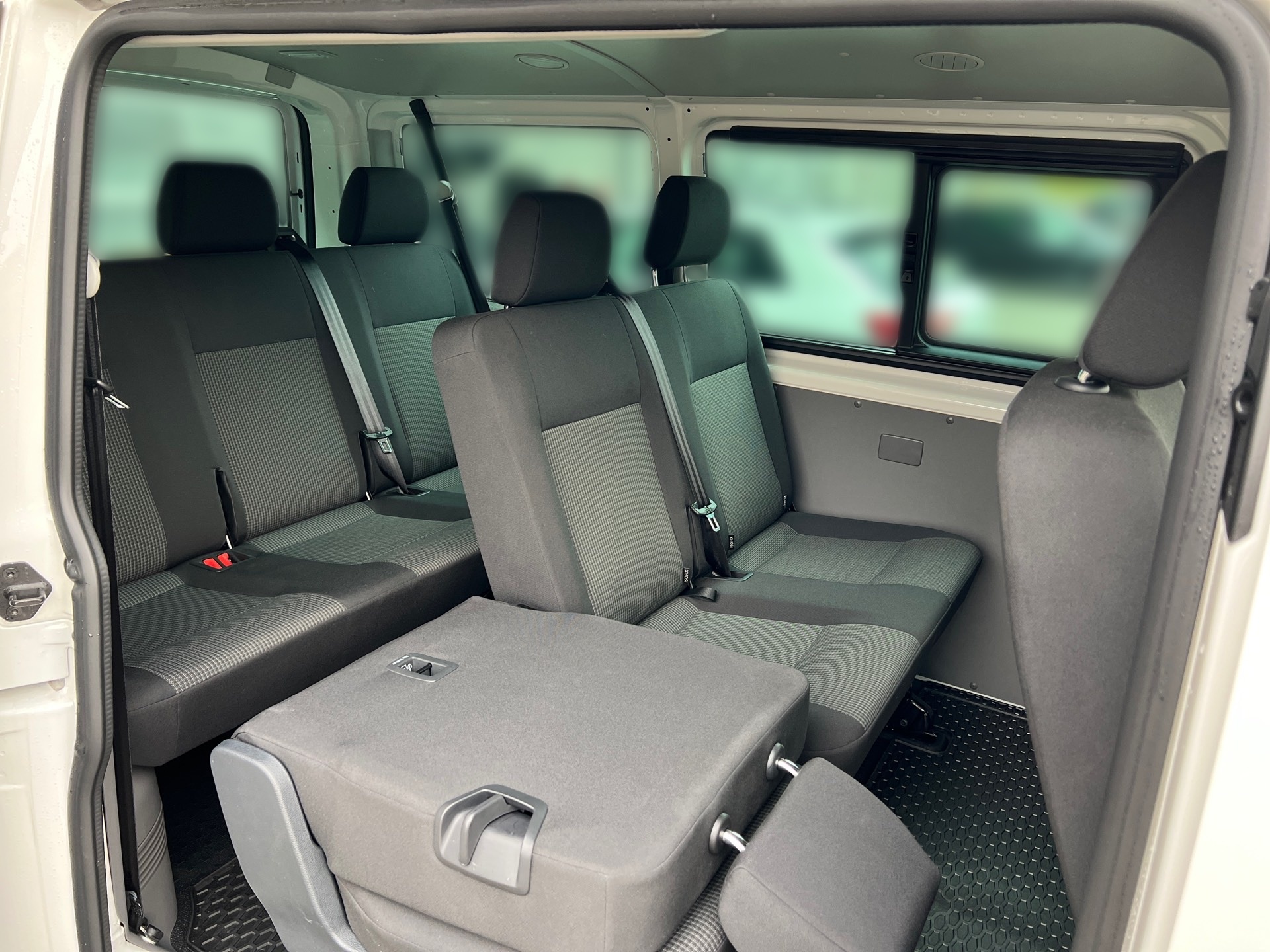 T6.1 Transporter Kombi  KR-6