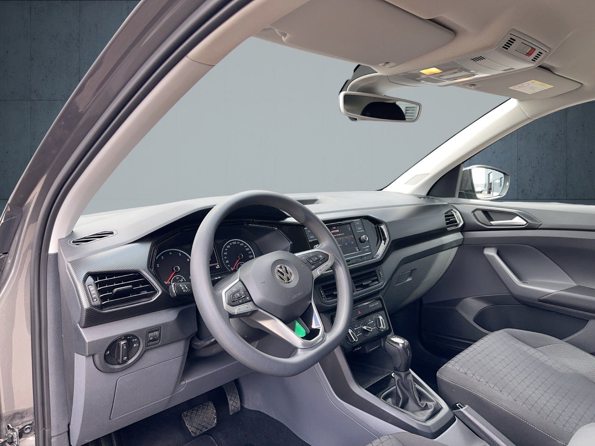 T-Cross Life 1.0 TSI DSG /AHK-8