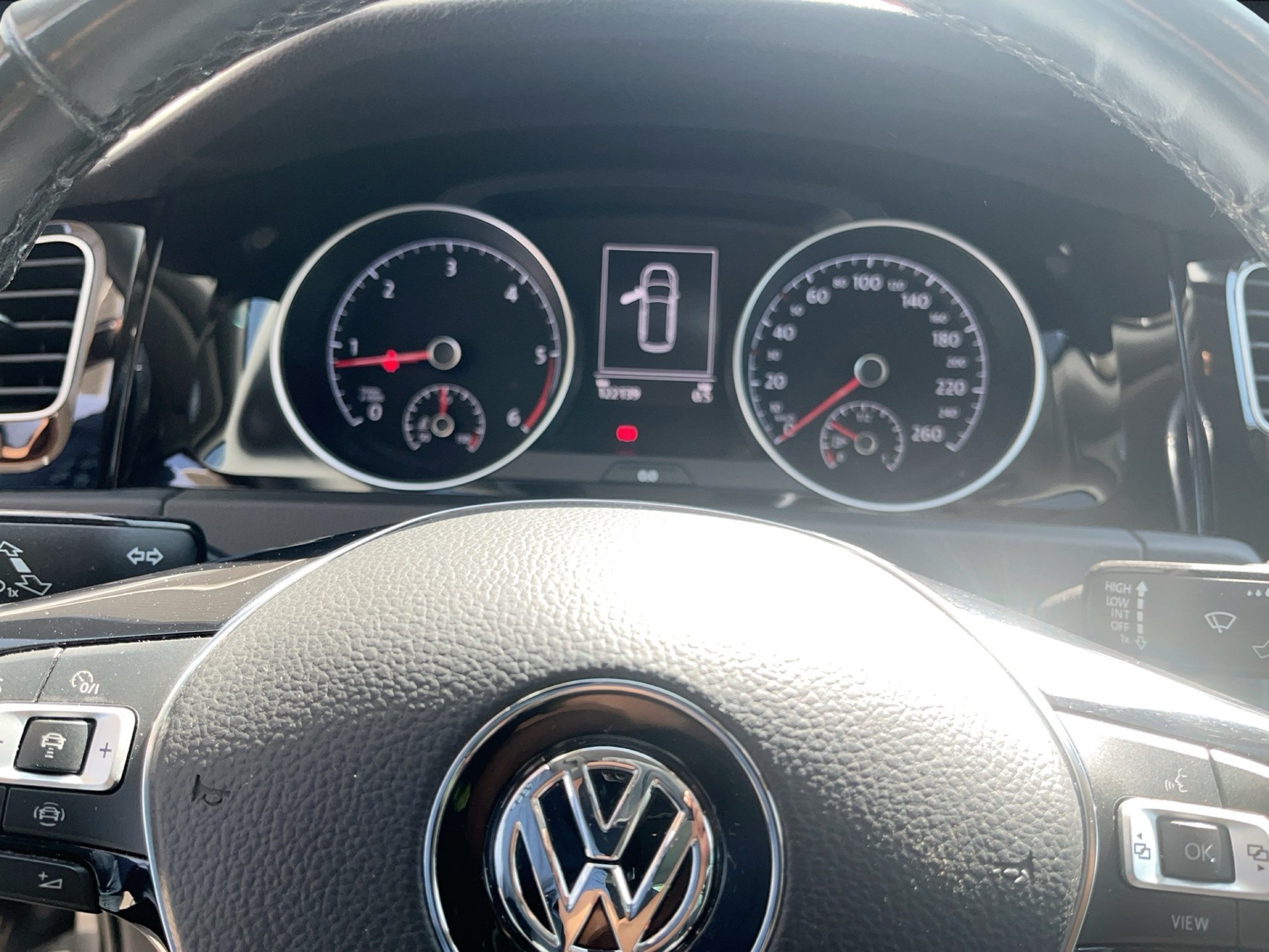 Golf Variant IQ.DRIVE 1.6 TDI-9