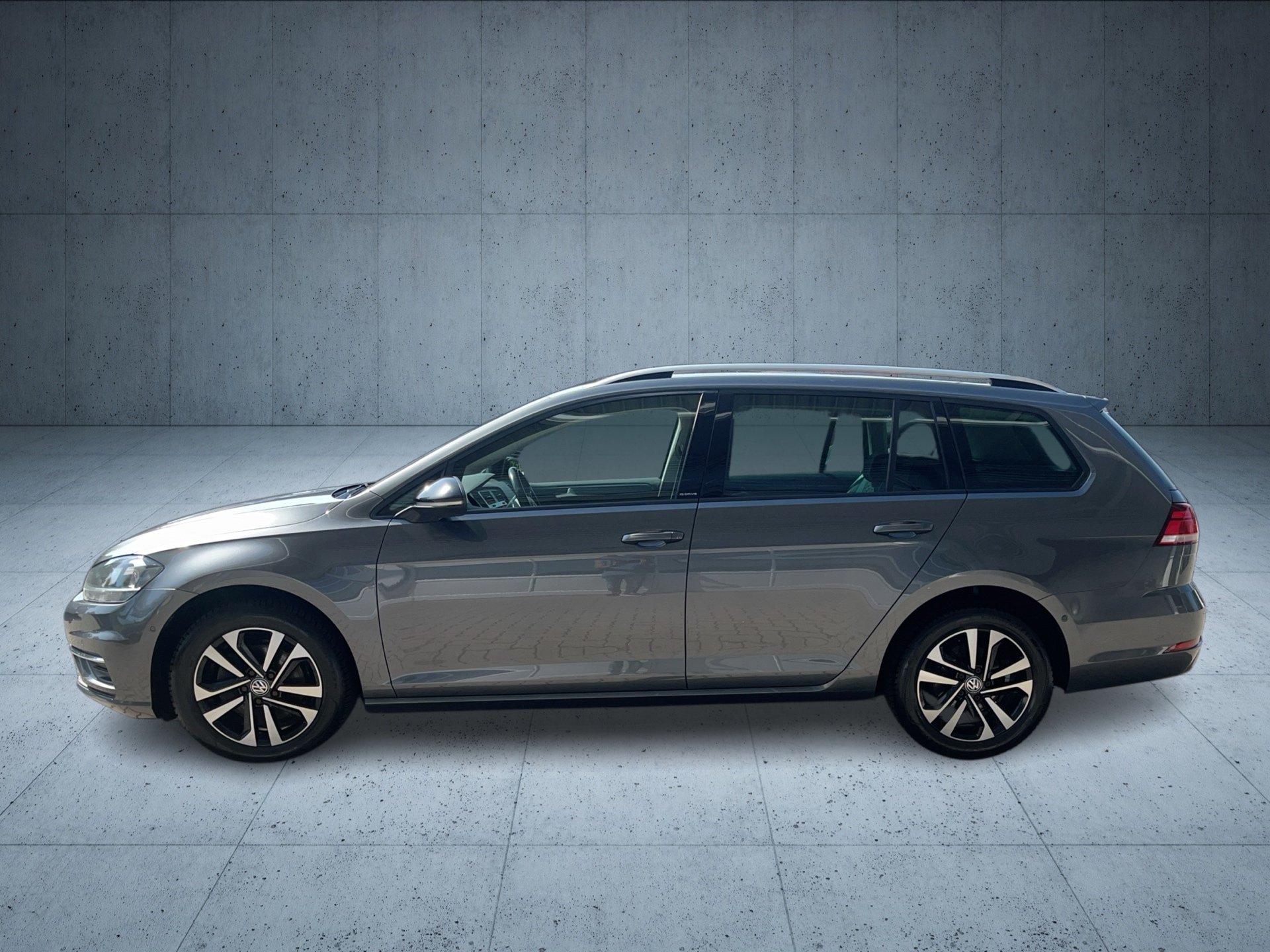Golf Variant IQ.DRIVE 1.6 TDI-1