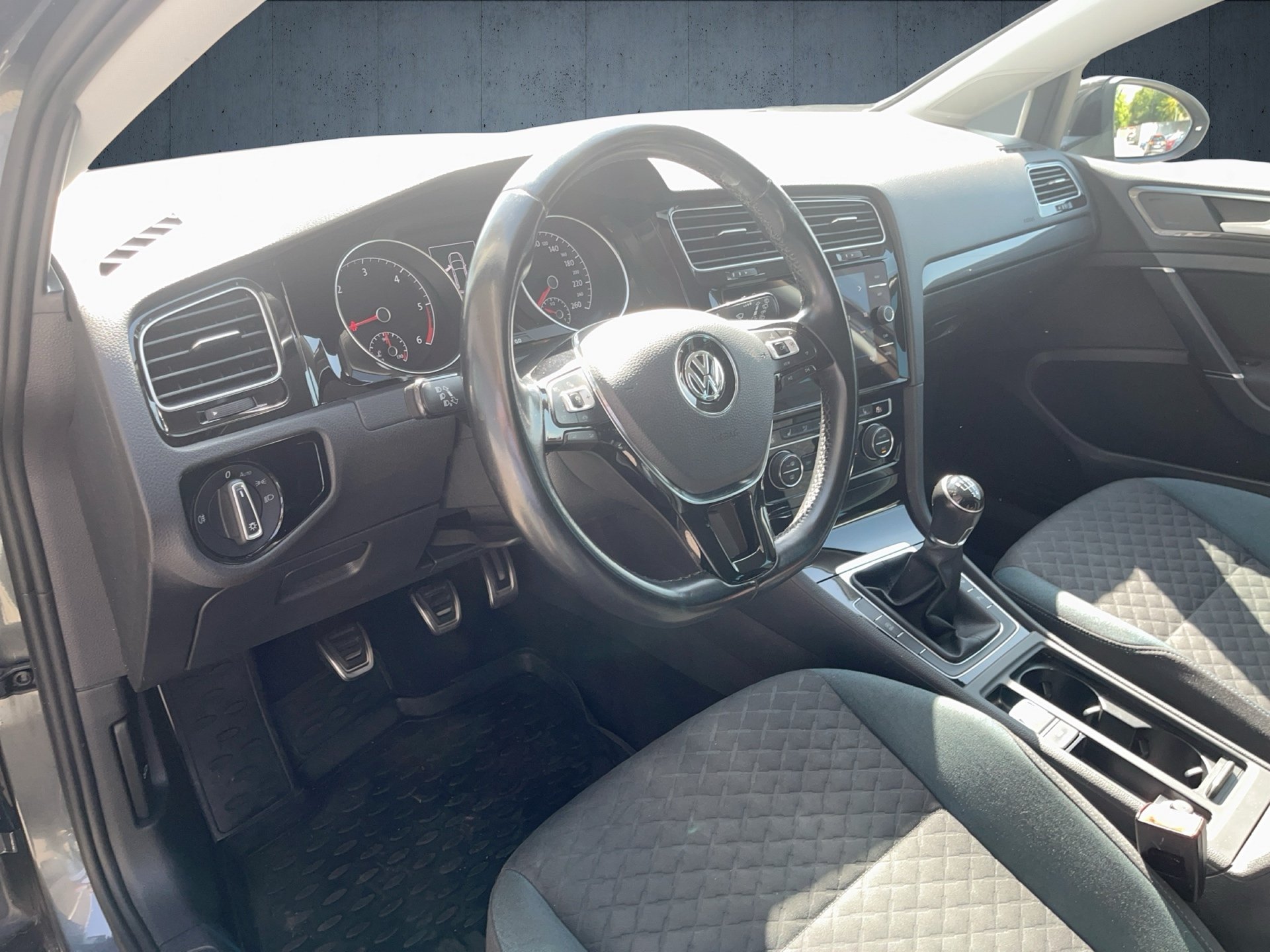 Golf Variant IQ.DRIVE 1.6 TDI-8